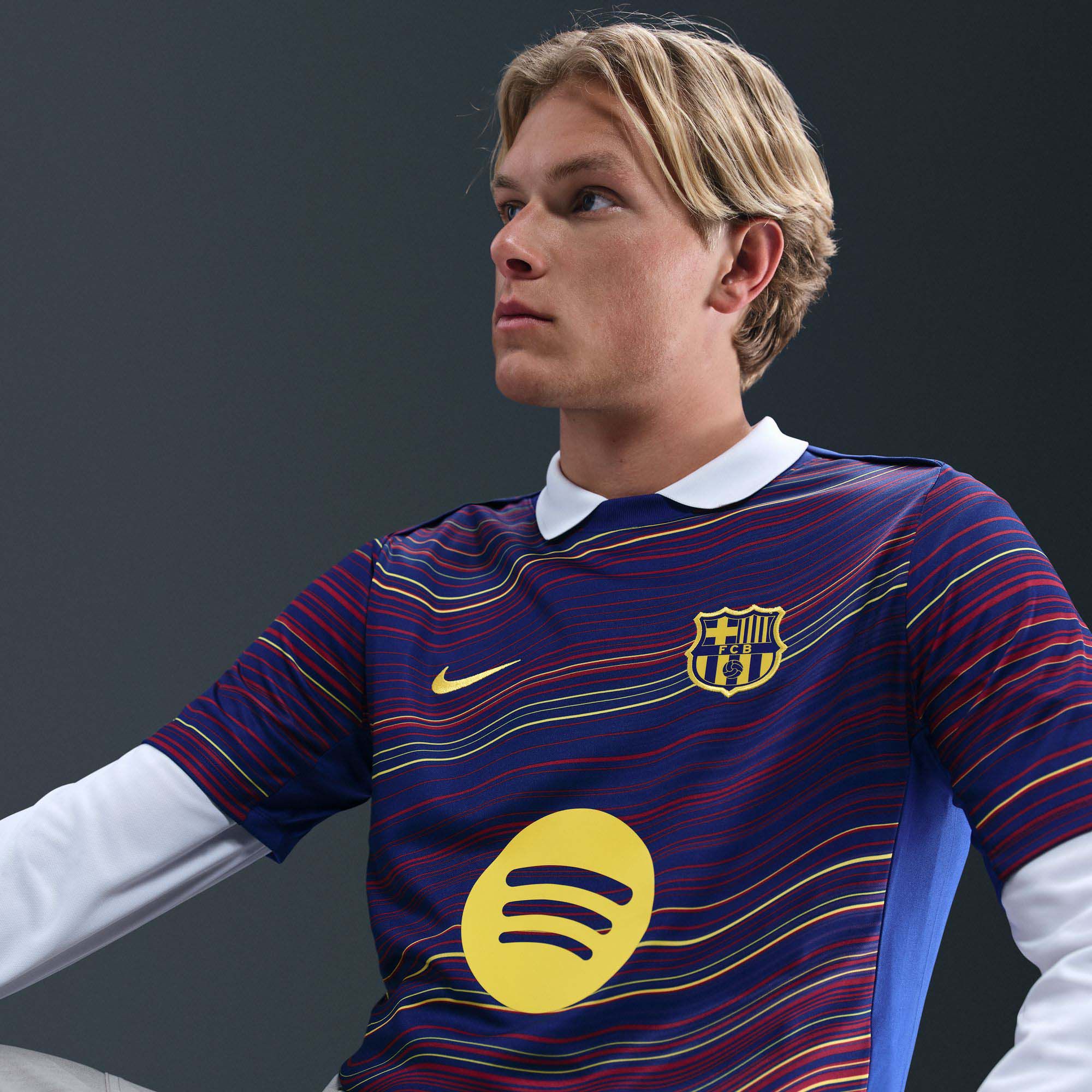 Nike Men's FC Barcelona 2025 Blue Third Prematch Jersey product image