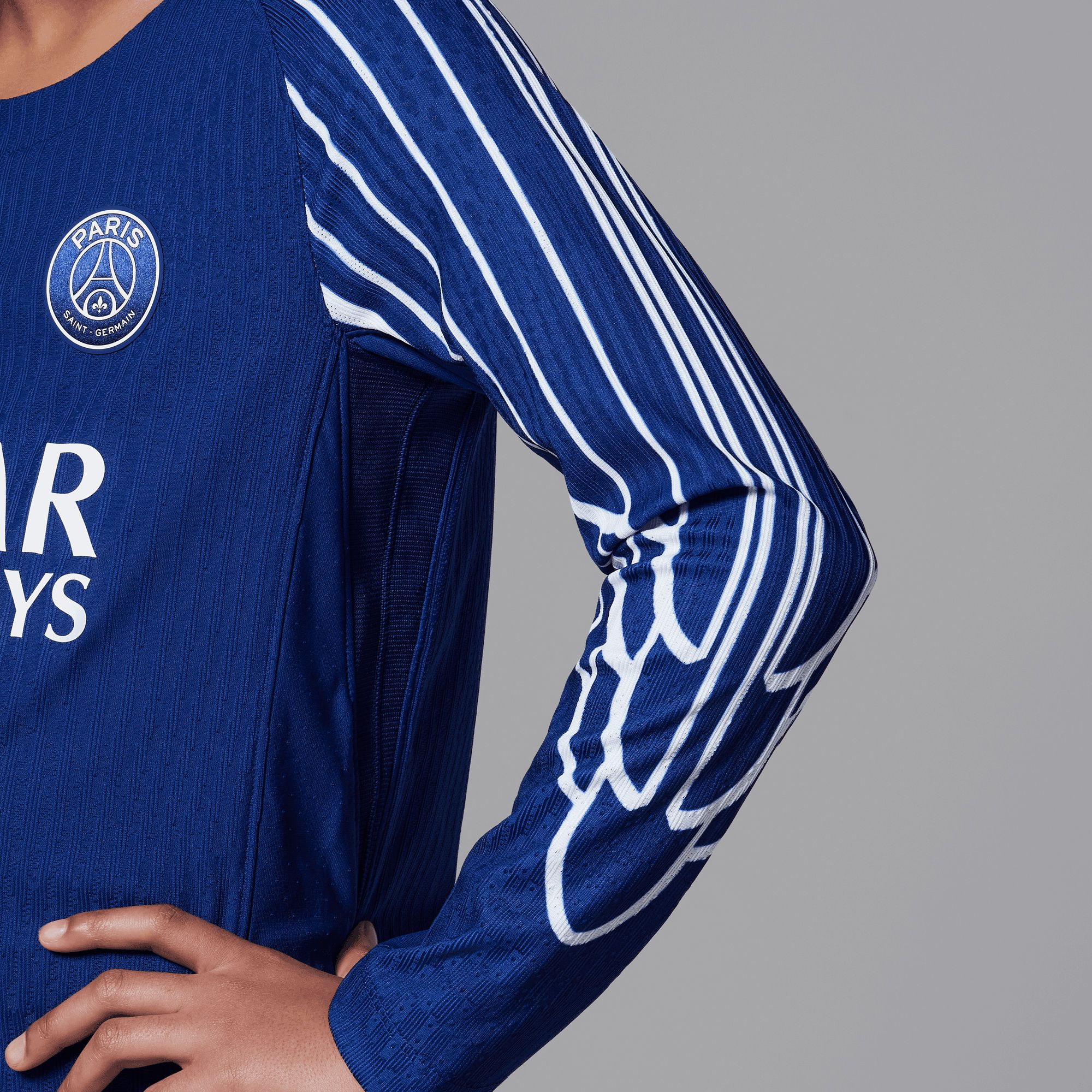 Jordan Youth Paris Saint-Germain FC 2025 Navy 4th Authentic Long Sleeve Jersey product image