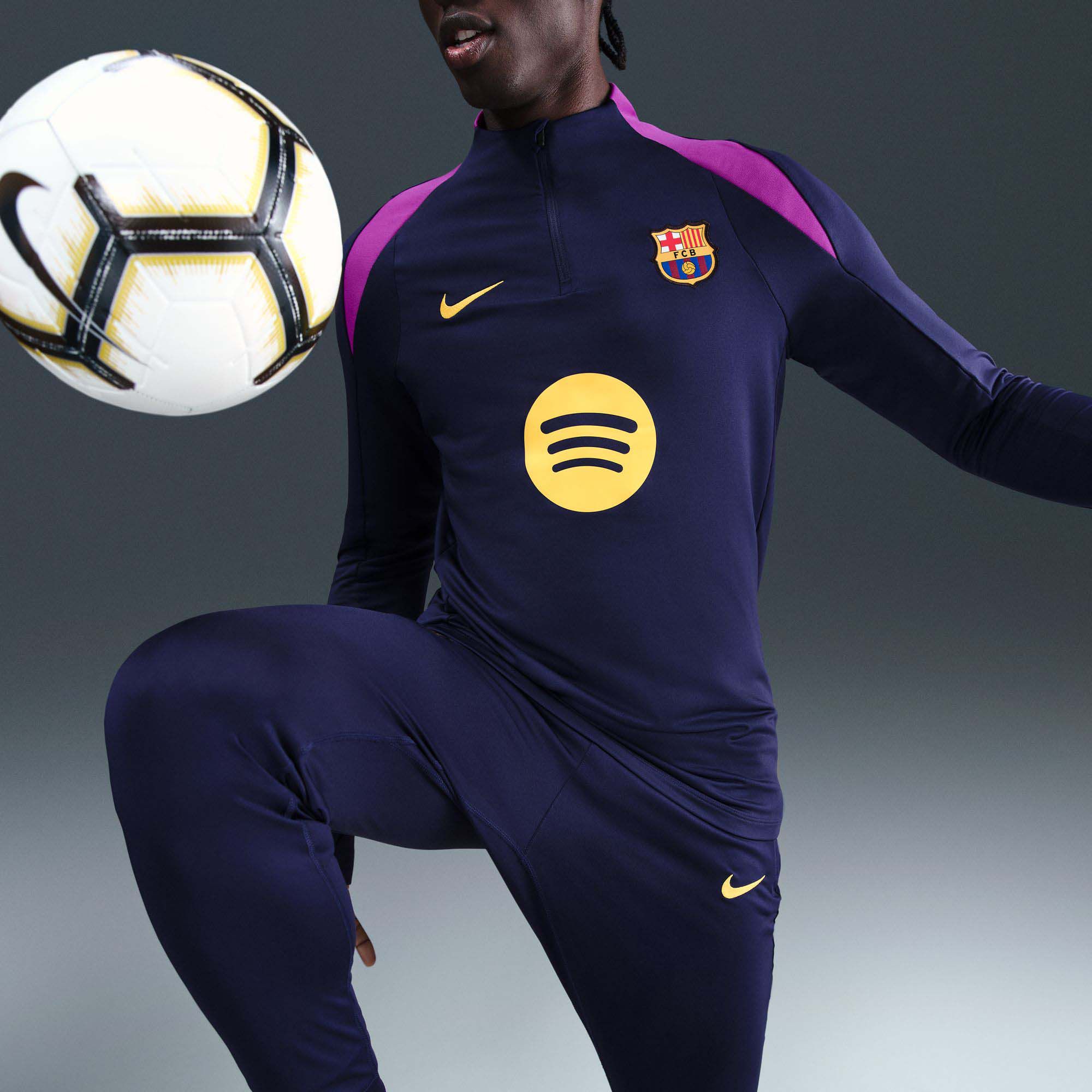 Nike Men's Barcelona 2025 Purple Third Full-Zip Training Jacket product image