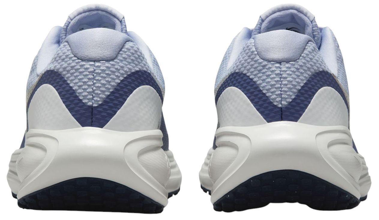 Nike Women's Revolution 8 Running Shoes product image