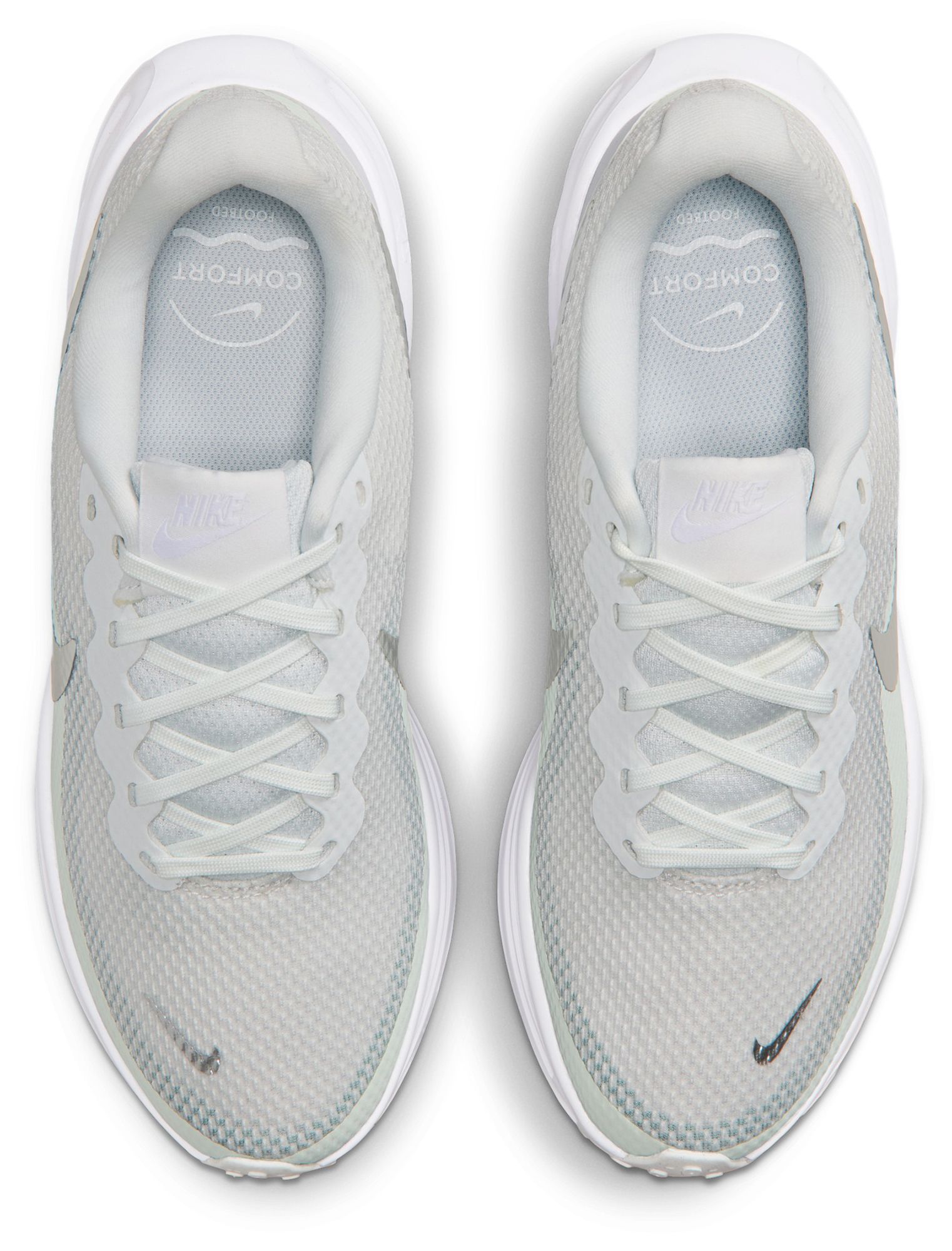 Nike Women's Revolution 8 Running Shoes product image