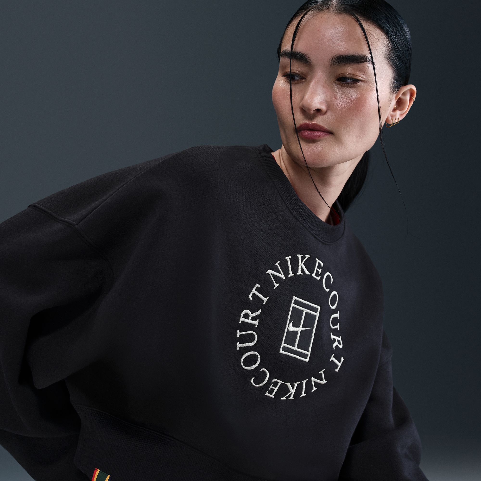 Nike Women's NikeCourt Heritage Phoenix Fleece Over-Oversized Golf Crewneck product image