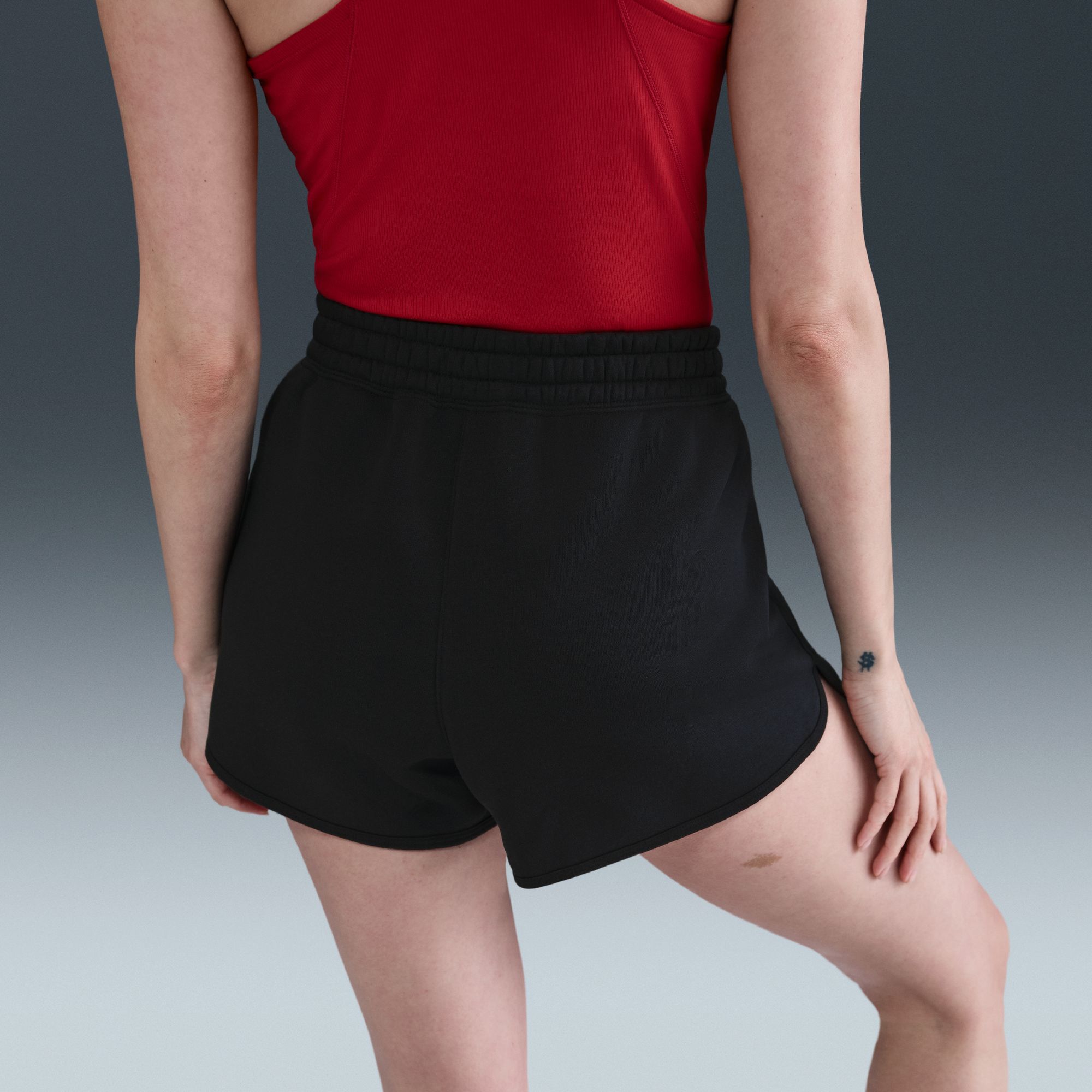 Nike Women's NikeCourt Heritage Mid-Rise Fleece Tennis Shorts product image