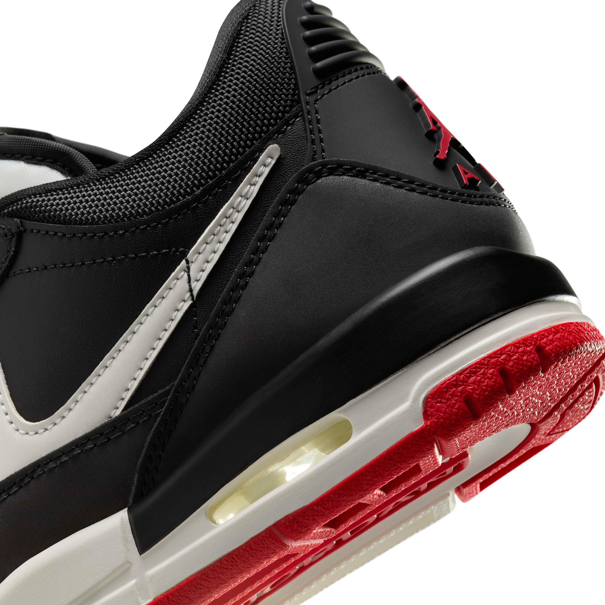 Jordan Kids' Grade School Legacy 312 Low Basketball Shoes product image