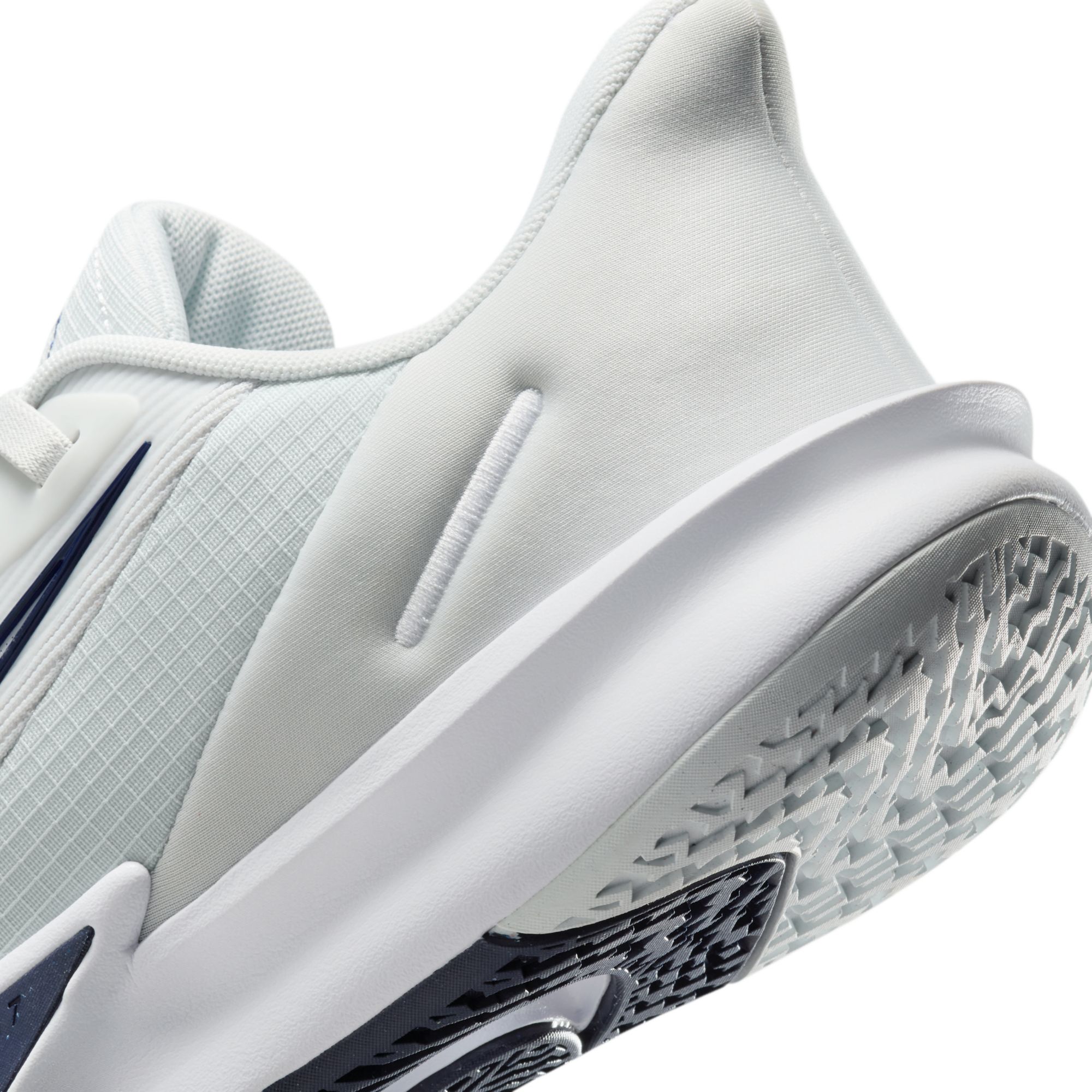 Nike Precision 7 EasyOn Basketball Shoes product image