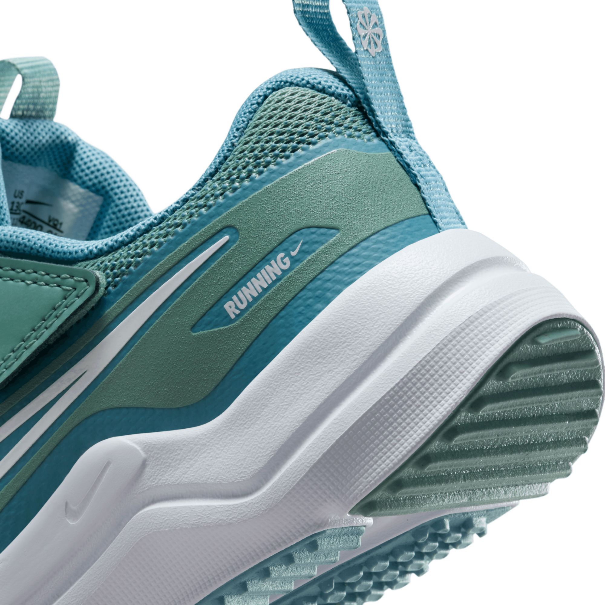 Nike Kids' Preschool Cosmic Runner Shoes product image