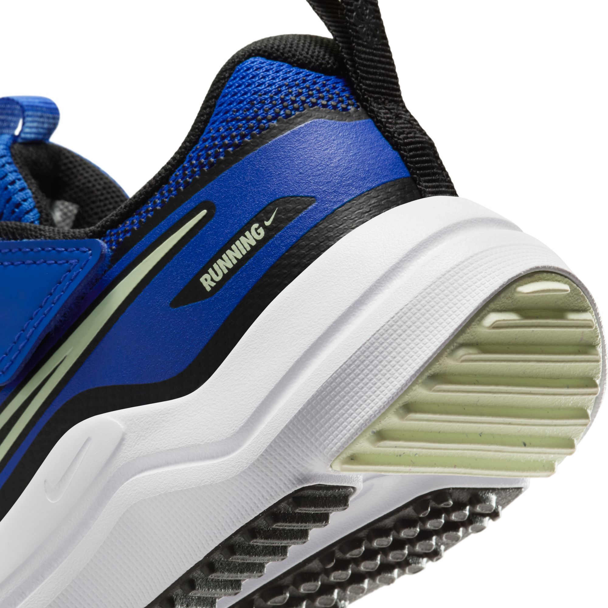 Nike Kids' Preschool Cosmic Runner Shoes product image