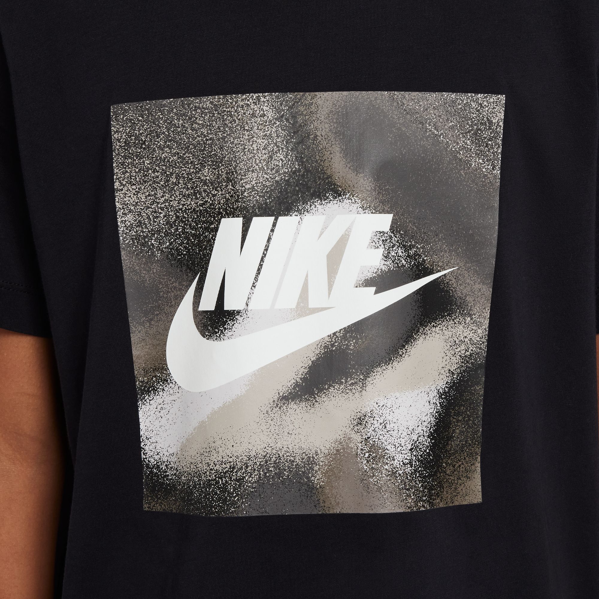 Nike Kids' Sportswear Club Express T-Shirt product image