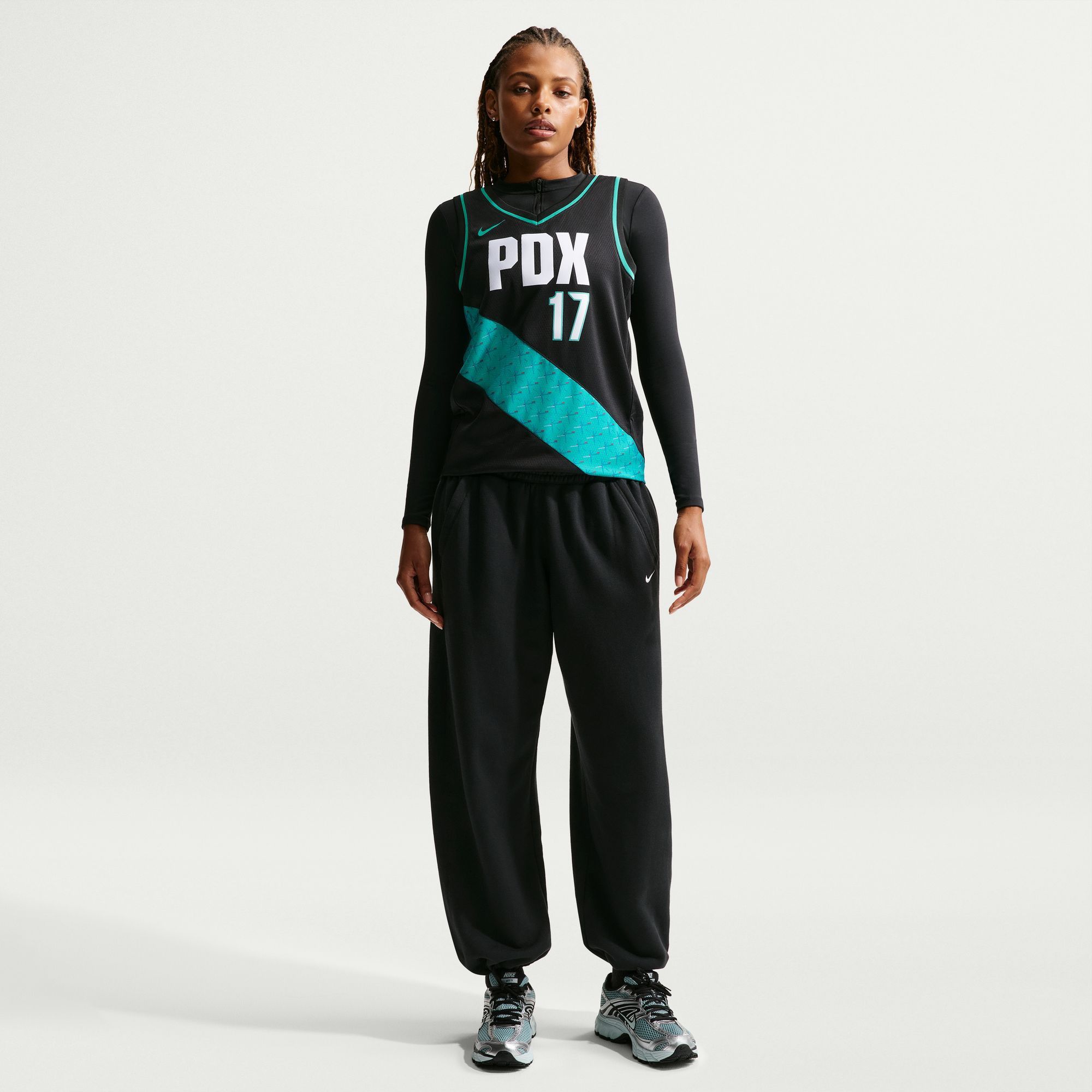 Nike Adult 2025-26 City Edition Portland Trail Blazers Shaedon Sharpe #17 Swingman Jersey product image