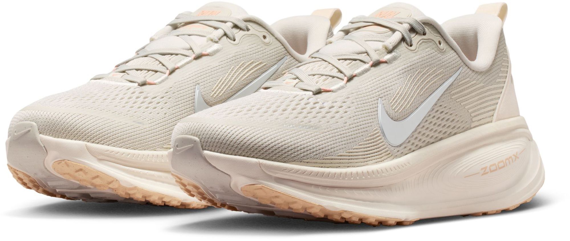 Nike Women's Vomero 18 Running Shoes product image
