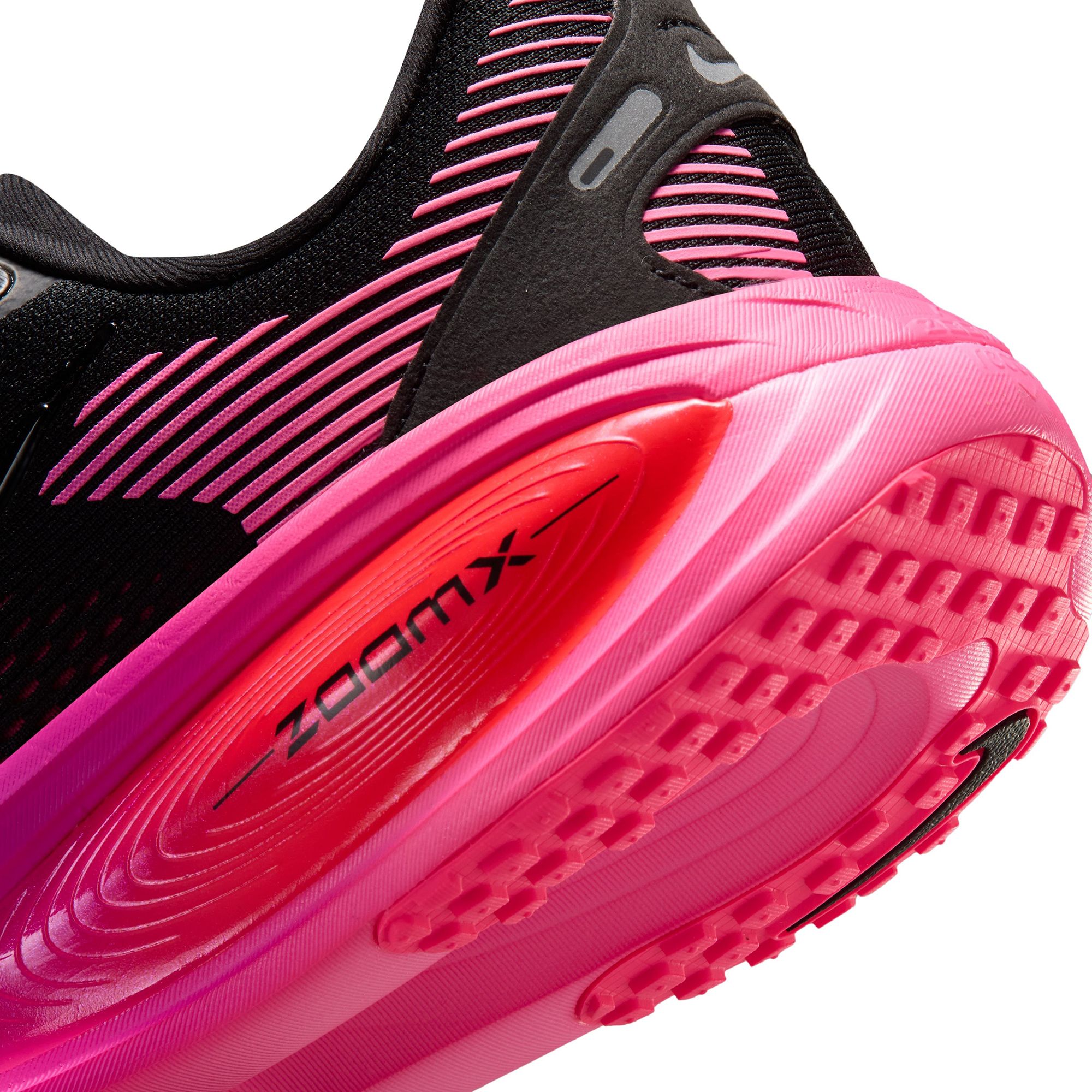 Nike Women's Vomero 18 Running Shoes product image