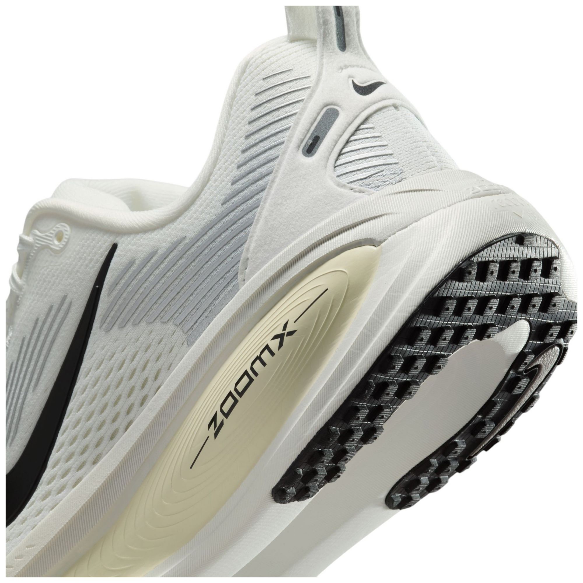 Nike Women's Vomero 18 Running Shoes product image