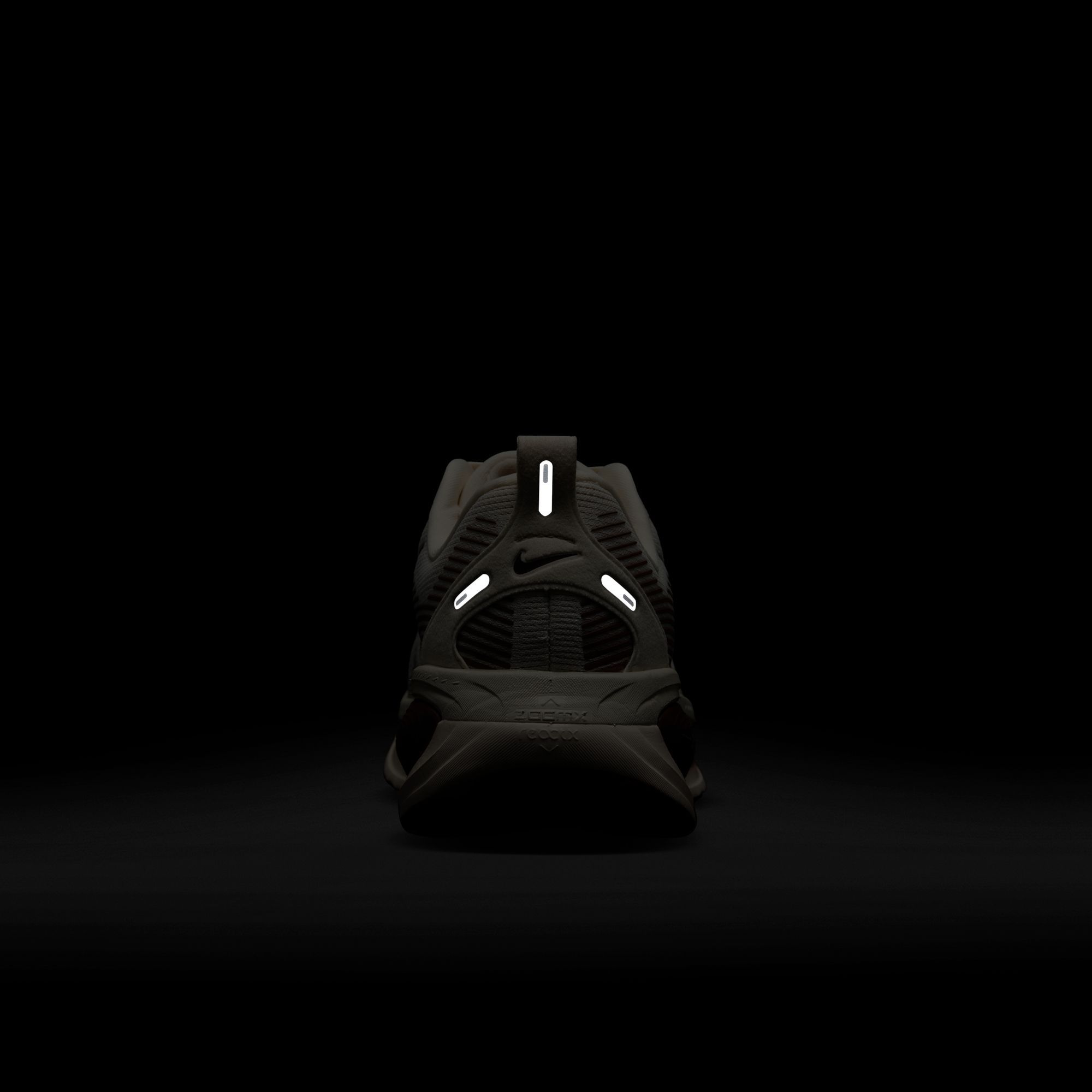 Nike Women's Vomero 18 Running Shoes product image