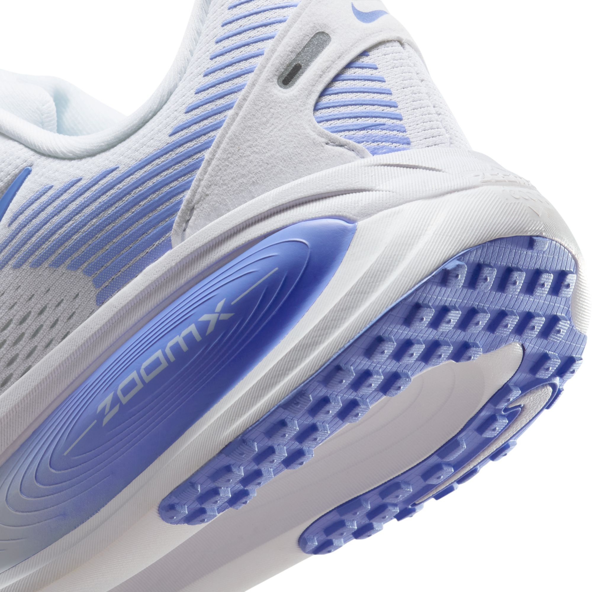 Nike Women's Vomero 18 Running Shoes product image