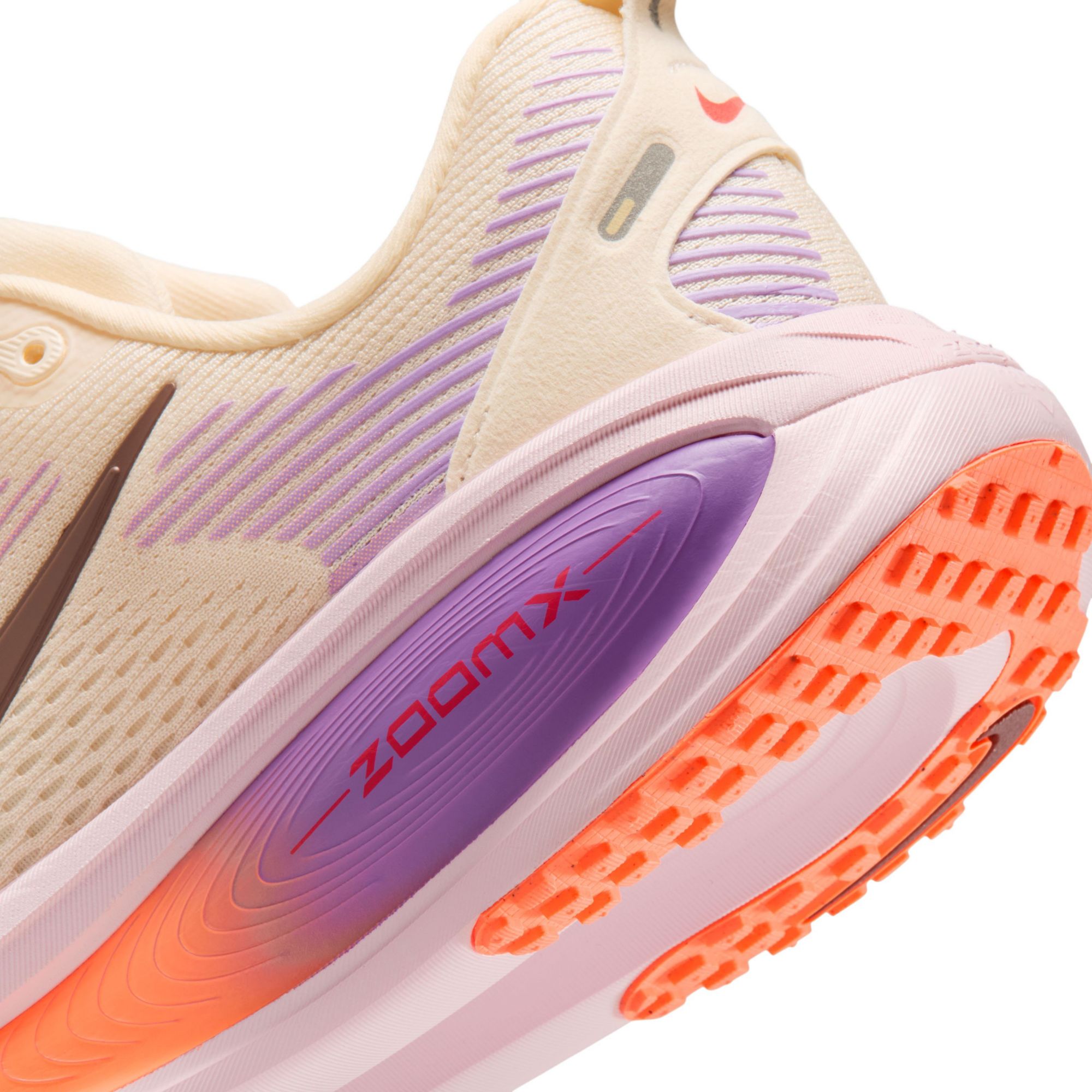 Nike Women's Vomero 18 Running Shoes product image