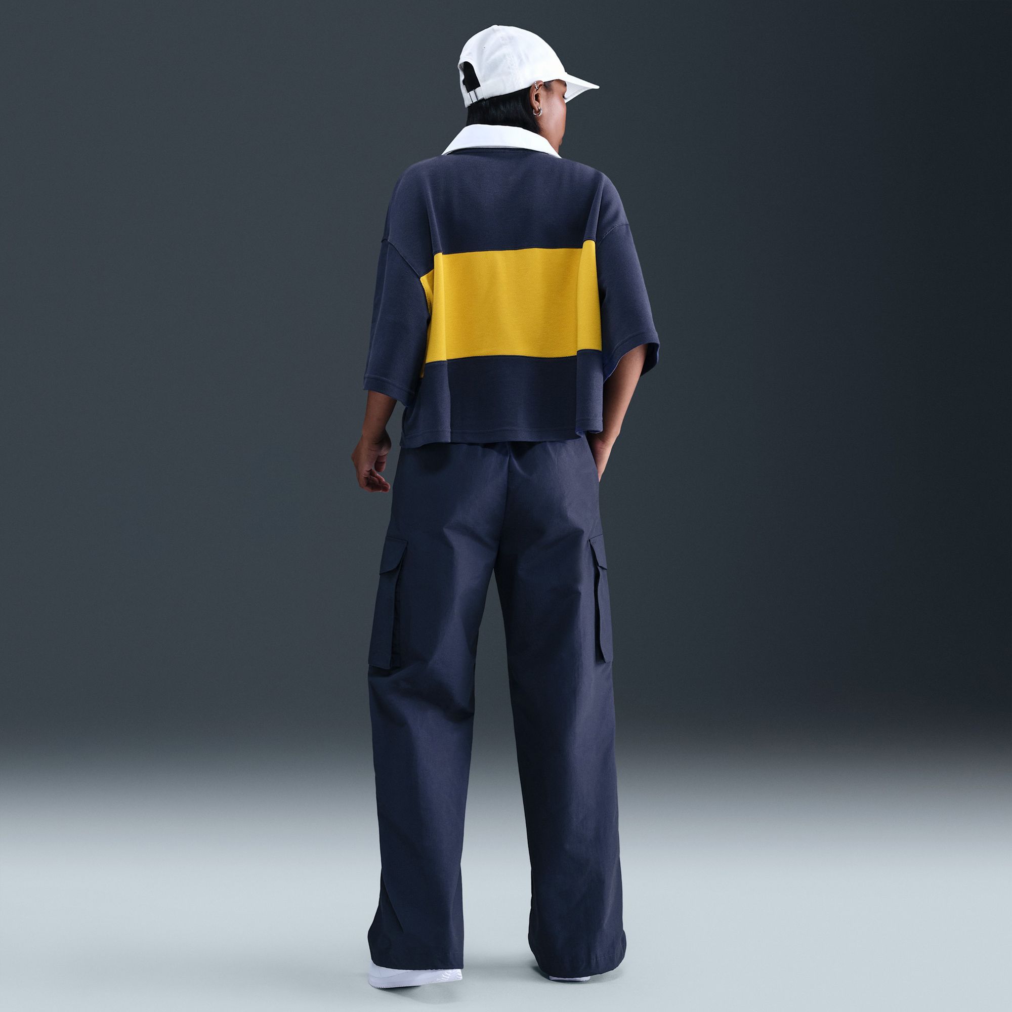 Nike Women's Sportswear Everything Woven Mid-Rise Cargo Pants product image