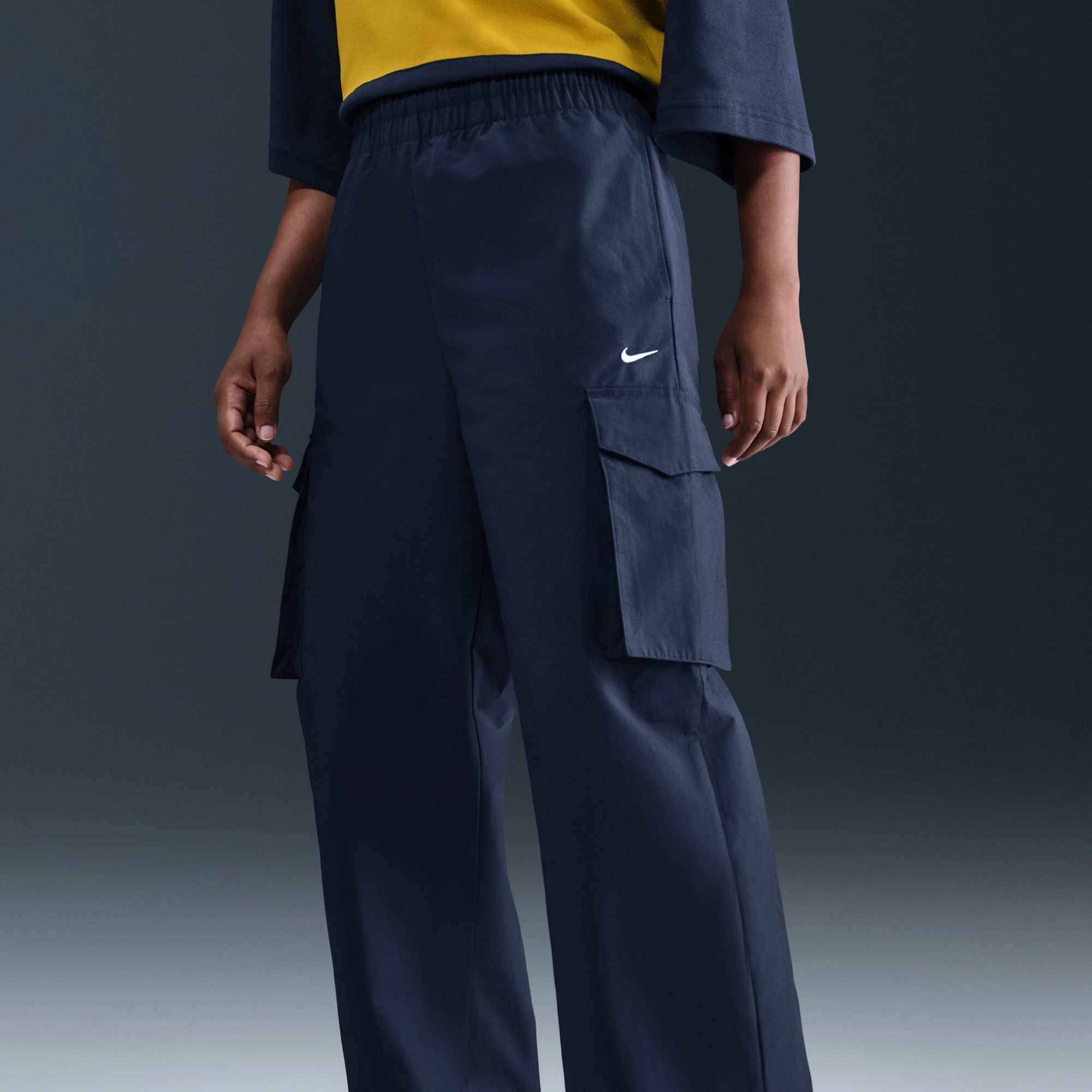 Nike Women's Sportswear Everything Woven Mid-Rise Cargo Pants product image