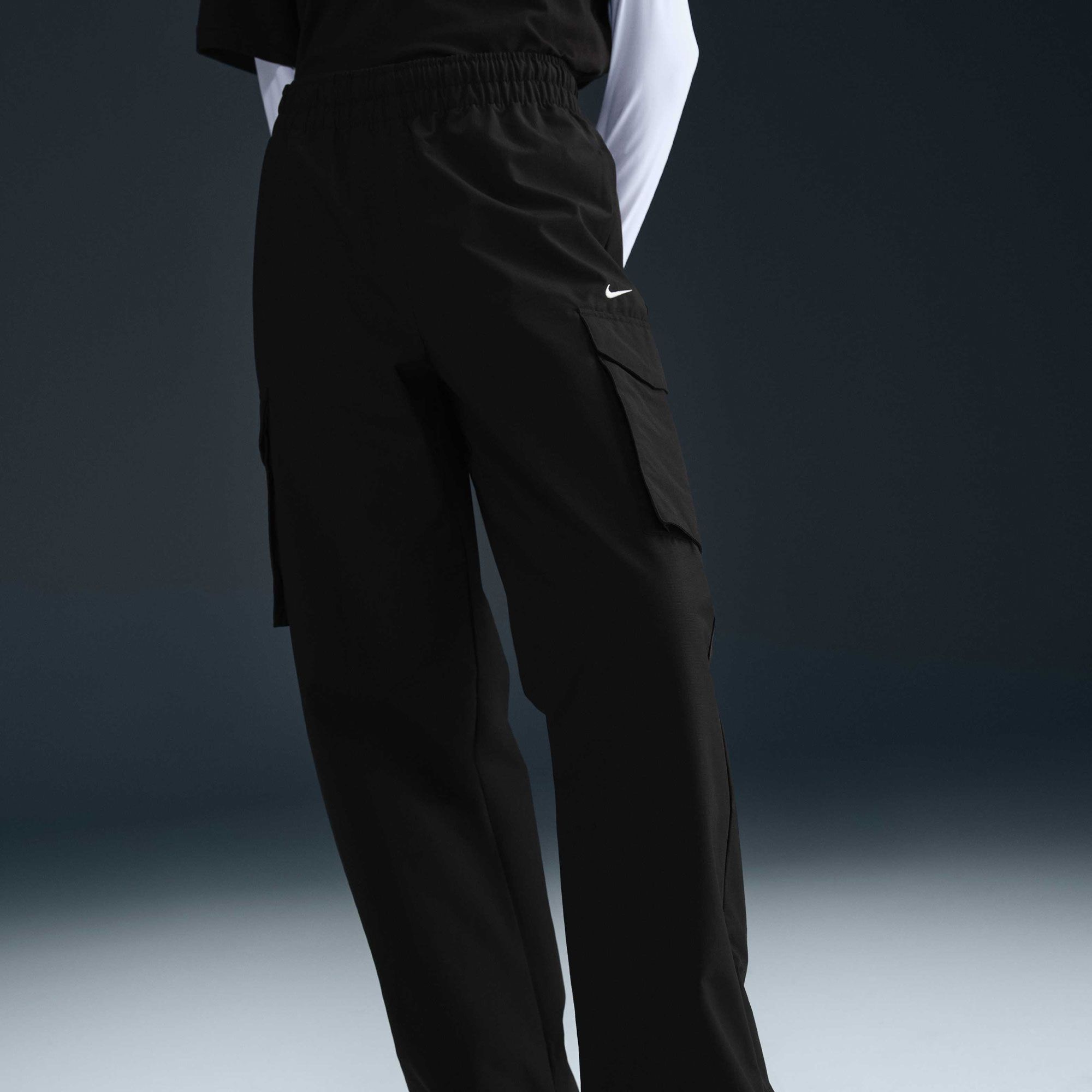 Nike Women's Sportswear Everything Woven Mid-Rise Cargo Pants product image