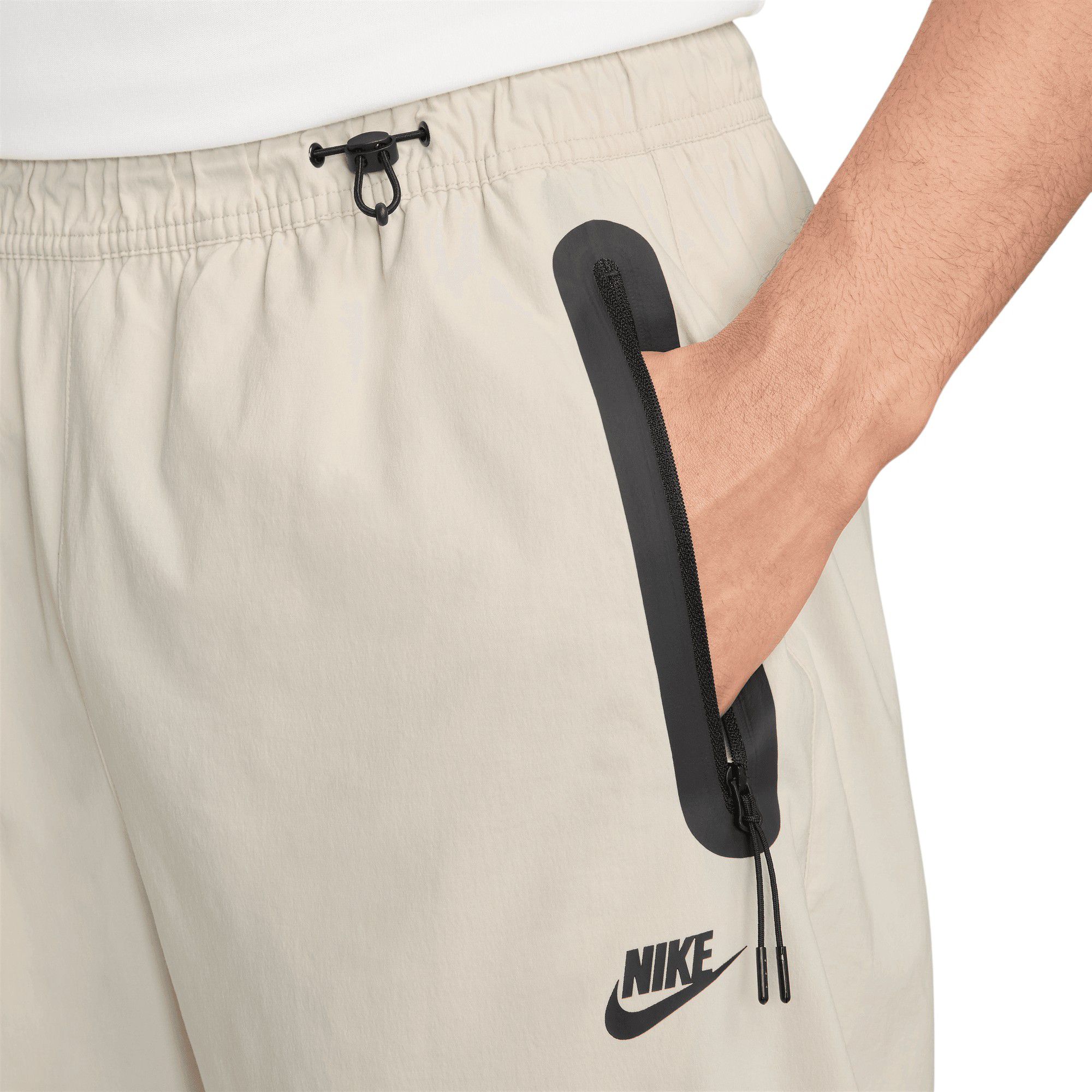 Nike Men's Tech Woven Oversized Pants product image