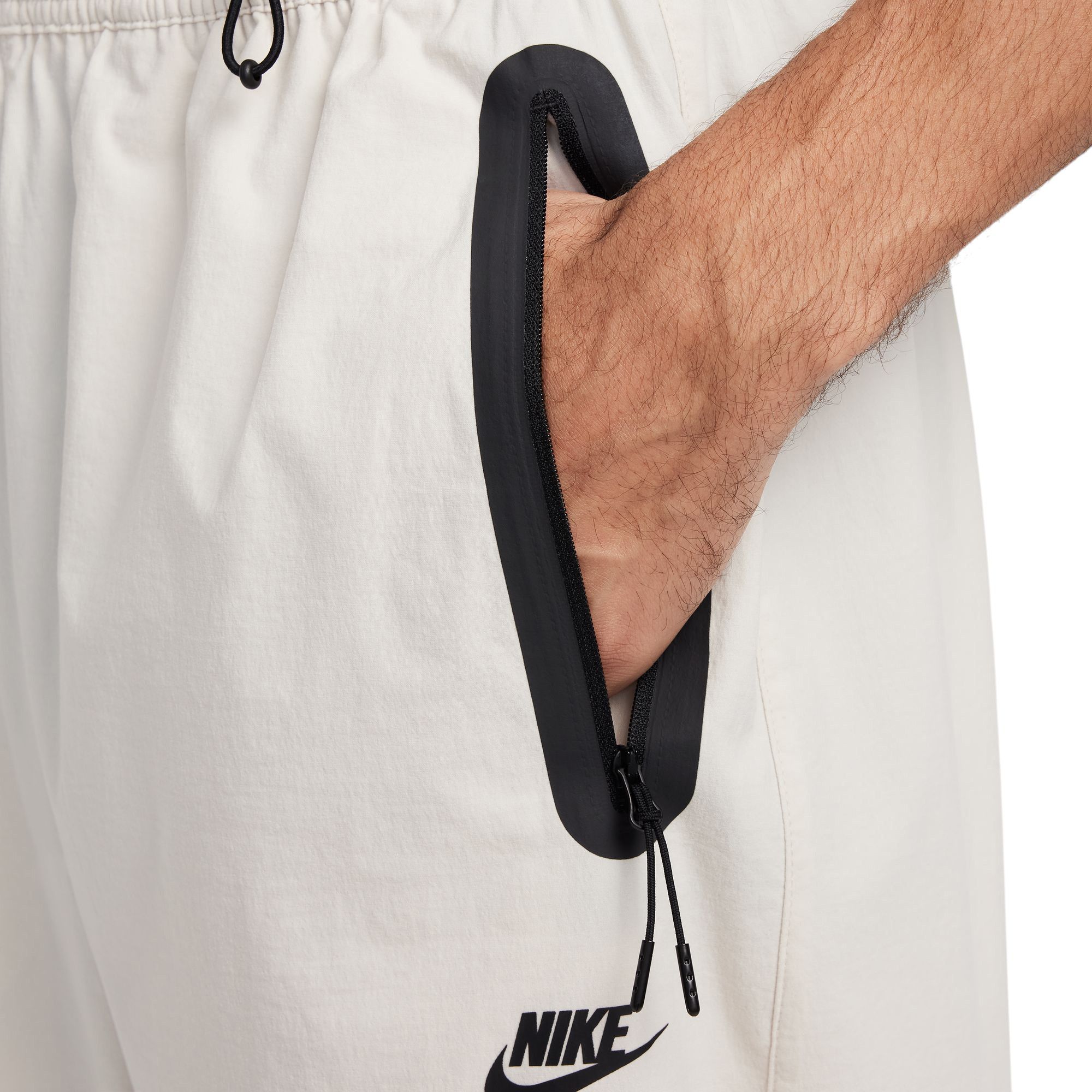 Nike Men's Tech Woven Oversized Pants product image