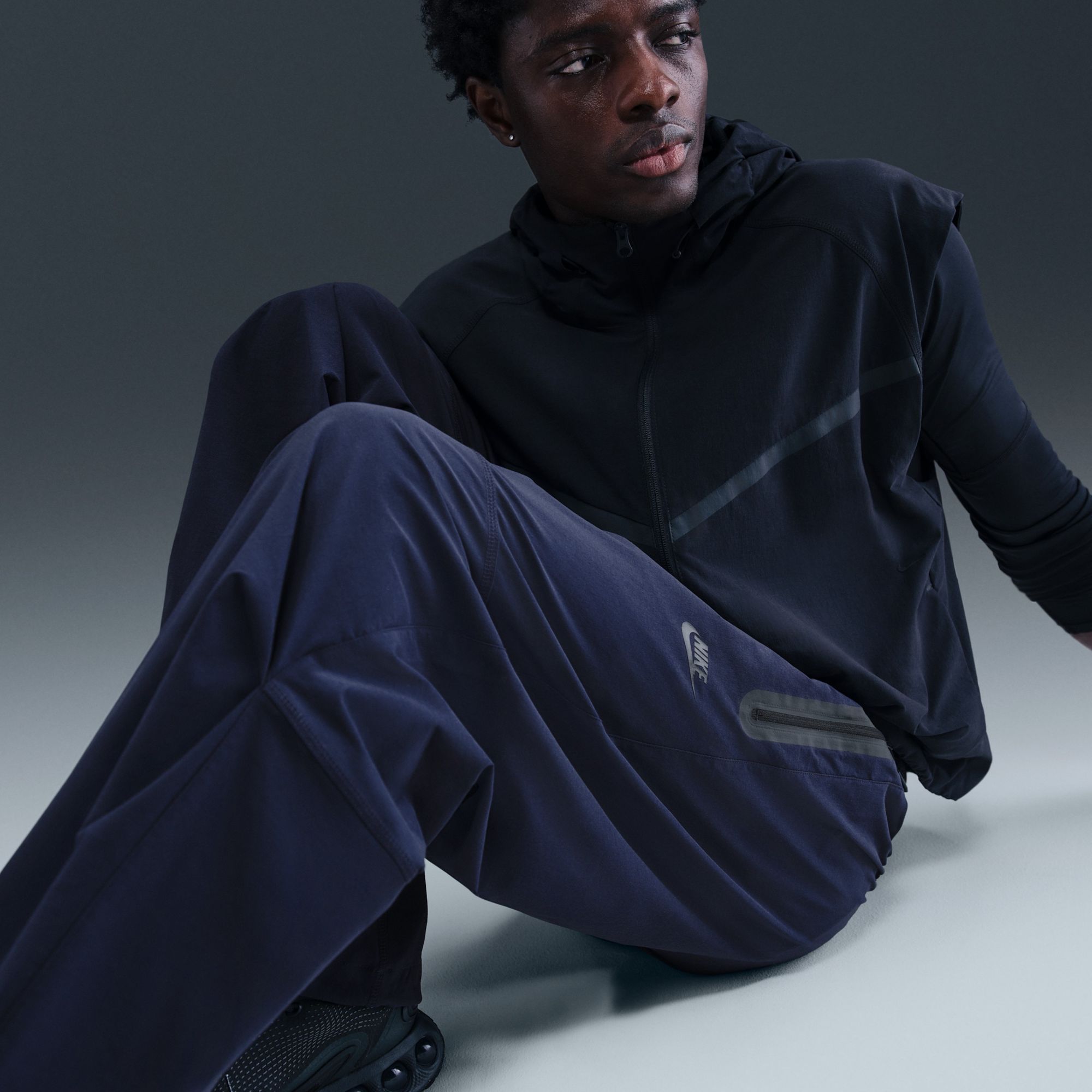 Nike Men's Tech Woven Oversized Pants product image