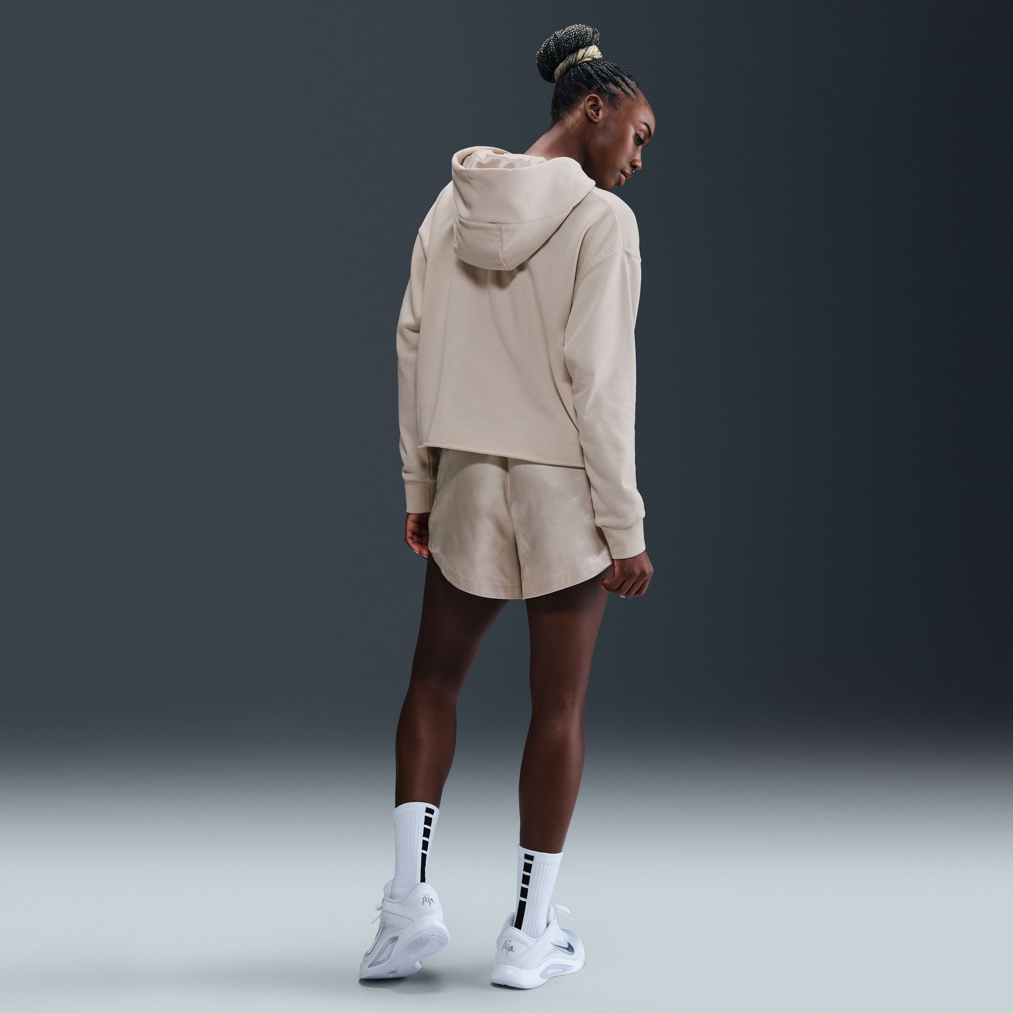 Nike Women's A'ja Wilson Oversized Cropped Basketball Hoodie product image