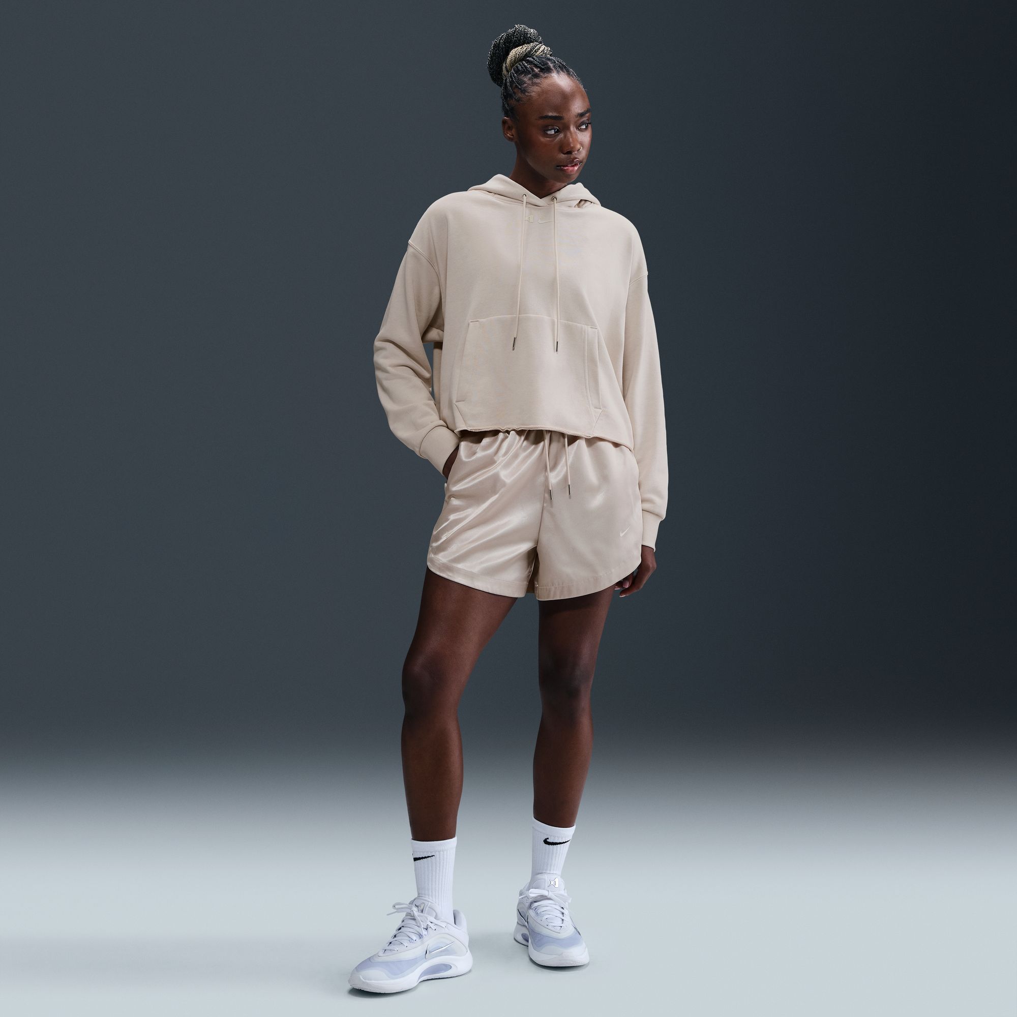 Nike Women's A'ja Wilson Oversized Cropped Basketball Hoodie product image