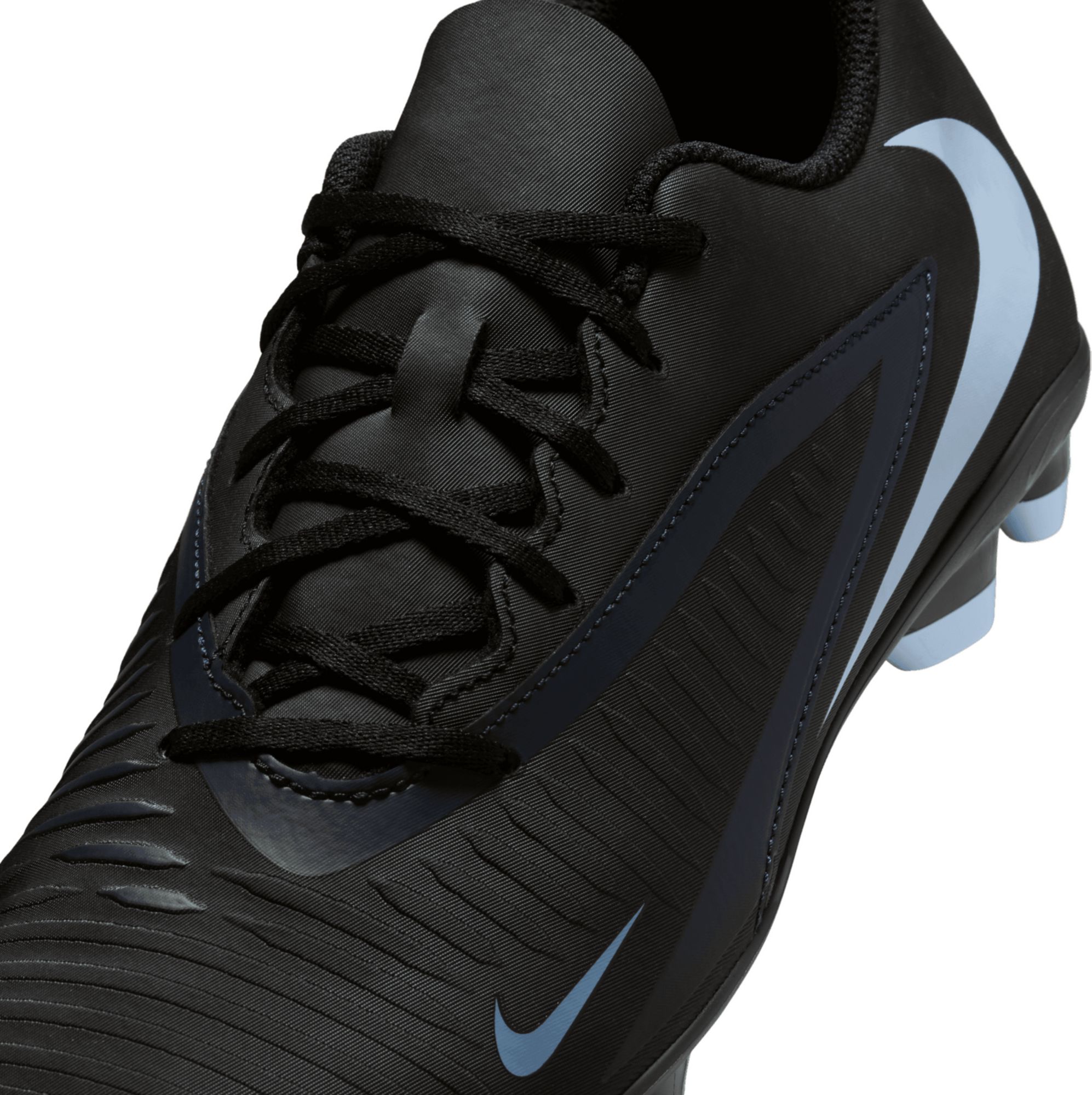 Nike Phantom 6 Club FG/MG Soccer Cleats product image