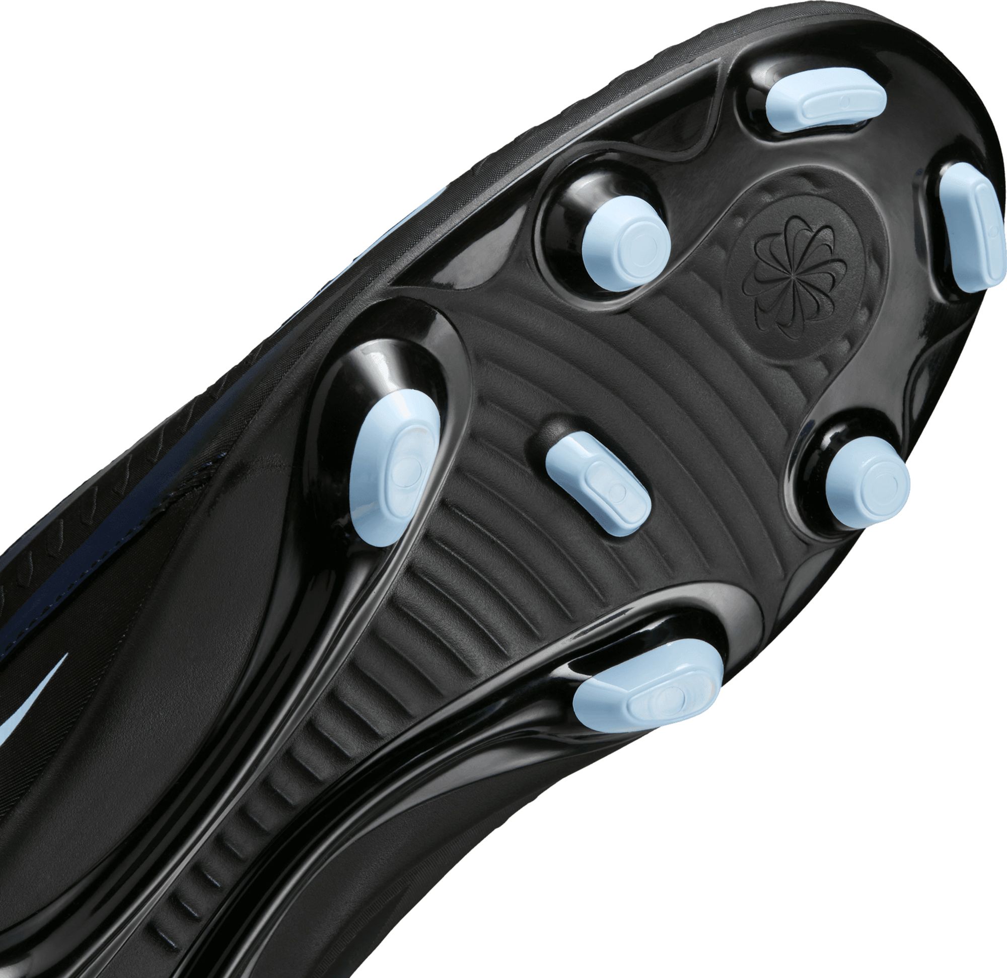 Nike Phantom 6 Club FG/MG Soccer Cleats product image