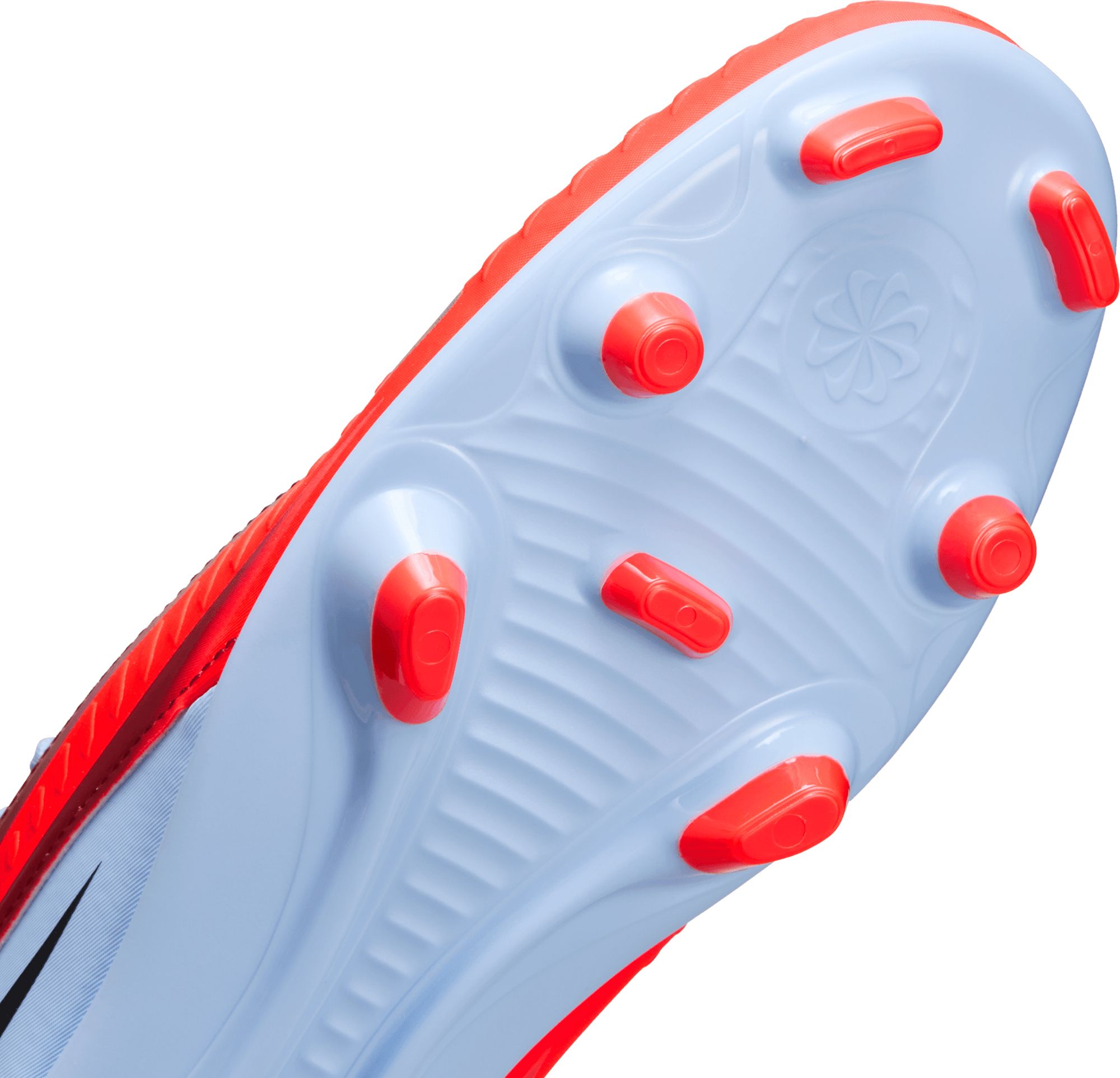 Nike Phantom 6 Club FG/MG Soccer Cleats product image
