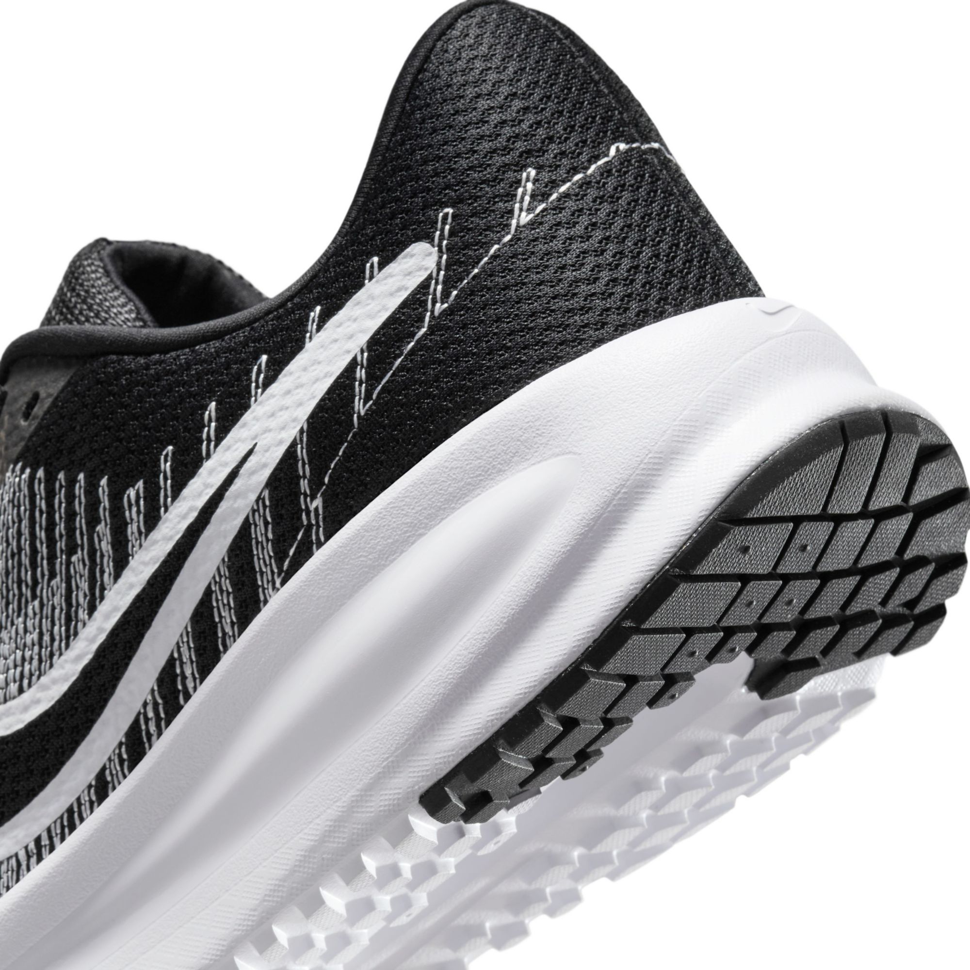 Nike Men's Run Defy Running Shoes product image