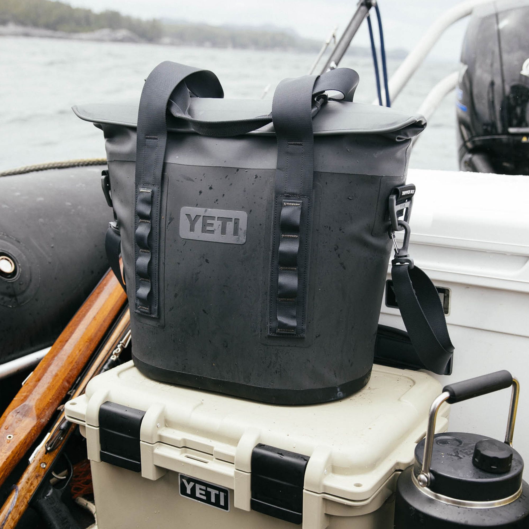 YETI Hopper M15 Soft Cooler product image