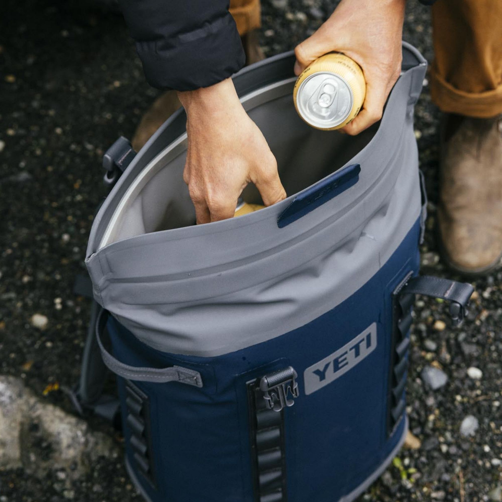 YETI Hopper M30 2.0 Soft Cooler product image