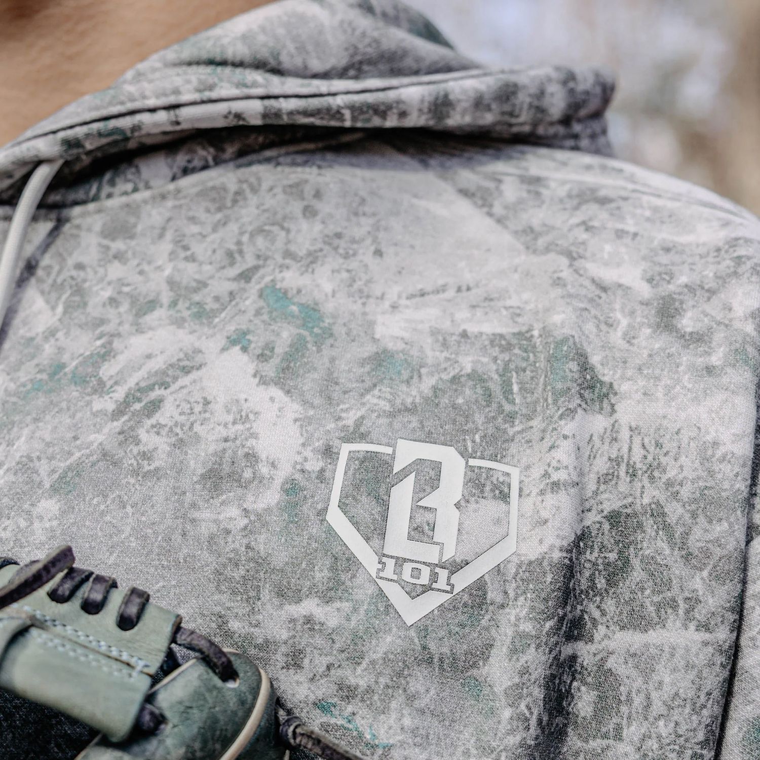 Baseball Lifestyle 101 Boys' Realtree Baseline Hoodie product image
