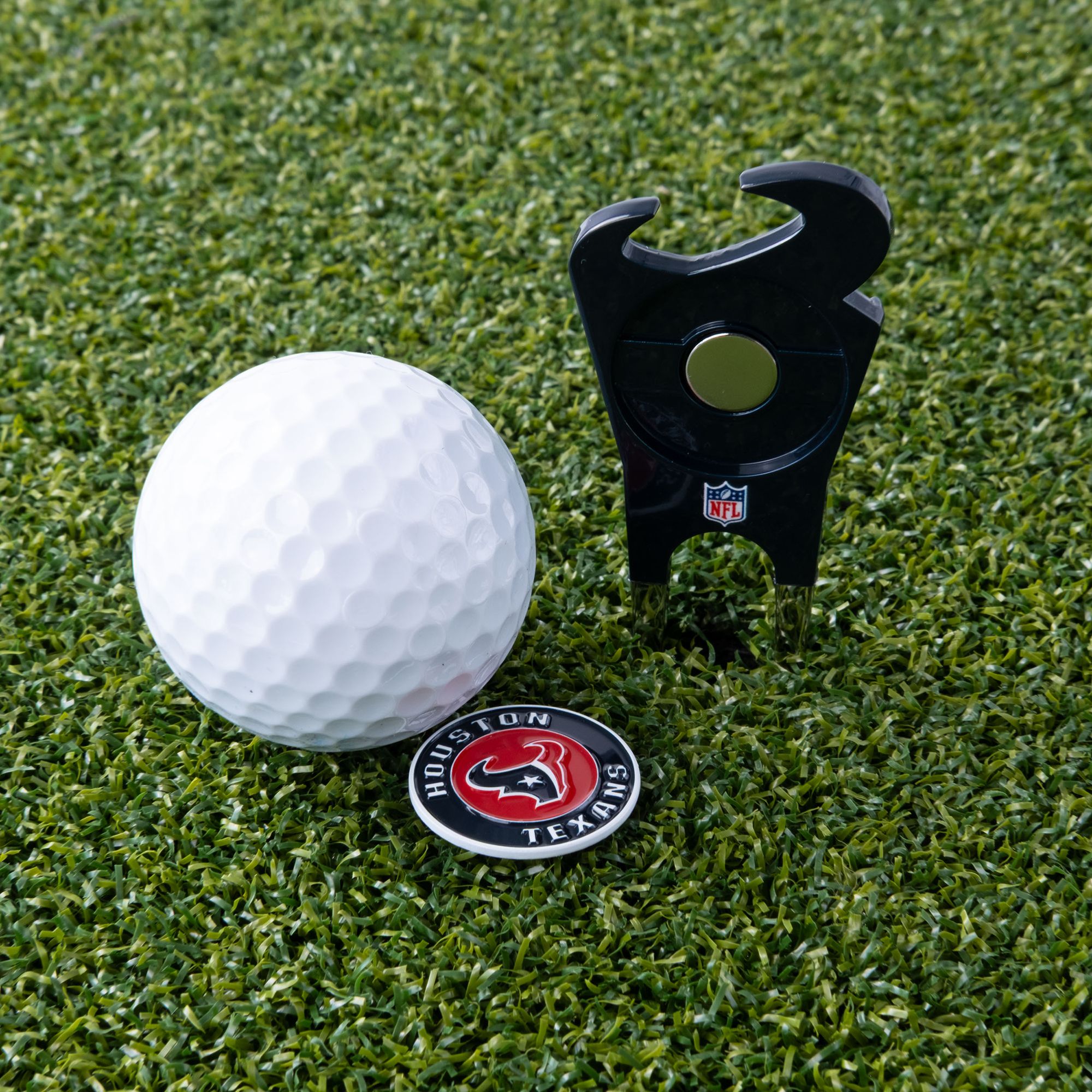 CMC Design Houston Texans Divot Tool with Custom Shaped Removable Marker product image