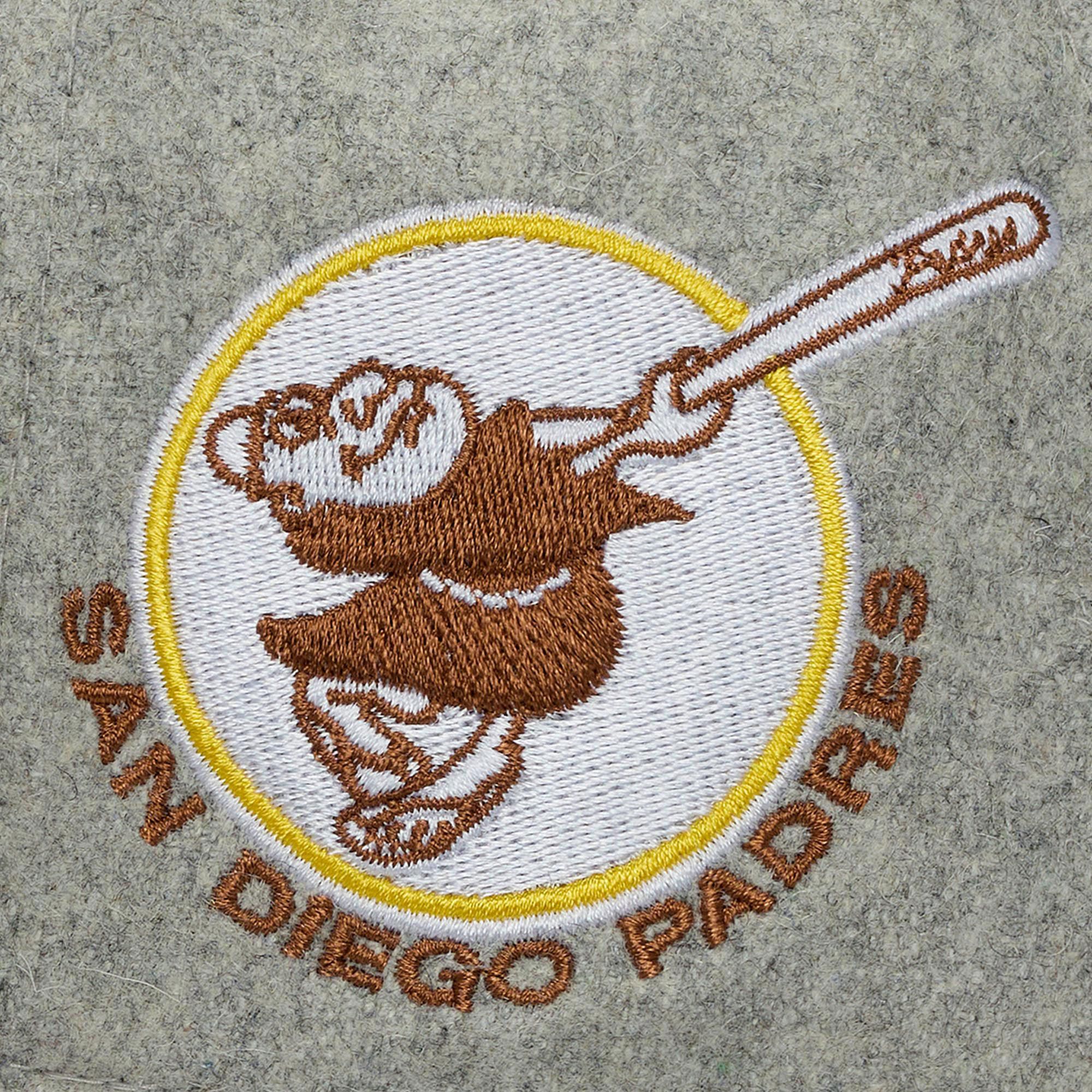 Mitchell & Ness Adult San Diego Padres Grey Tailsweep Snapback Hat product image