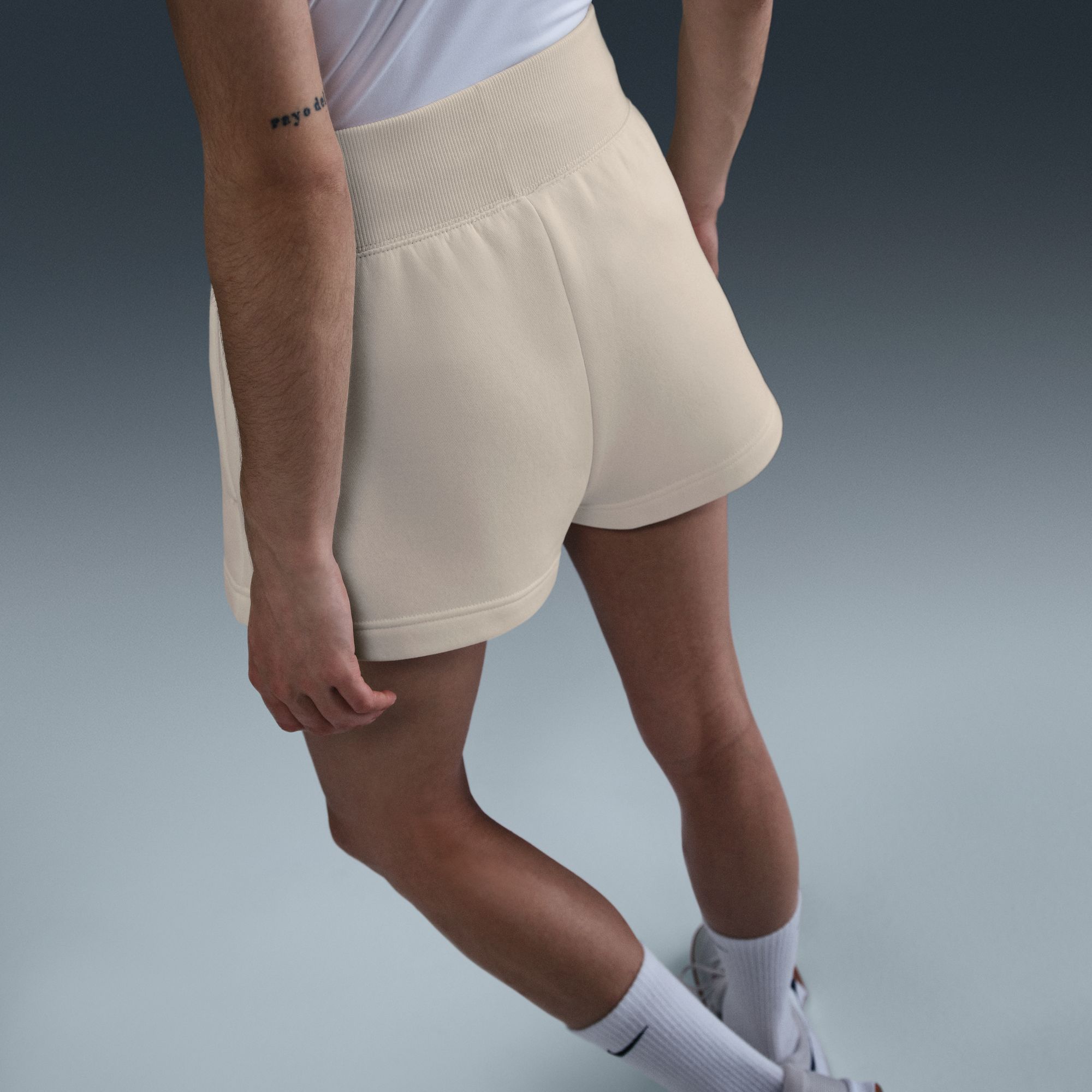 Nike Women's NikeCourt Heritage Phoenix Fleece Tennis Short product image