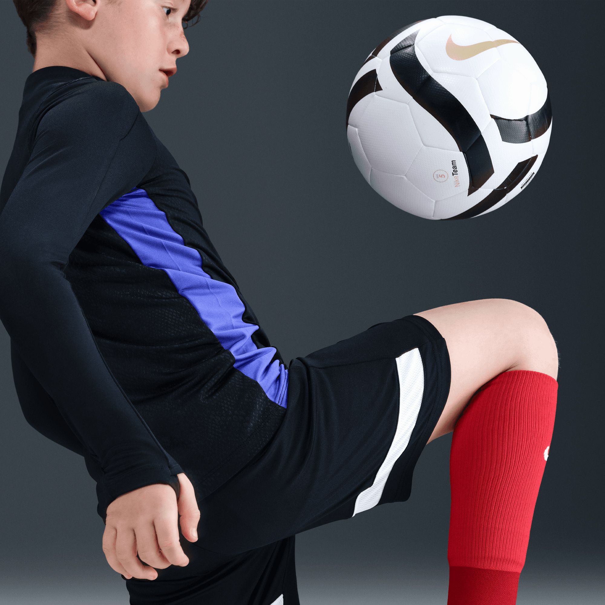 Nike Youth Barcelona 2025 Black Third Prematch Full-Zip Track Jacket product image