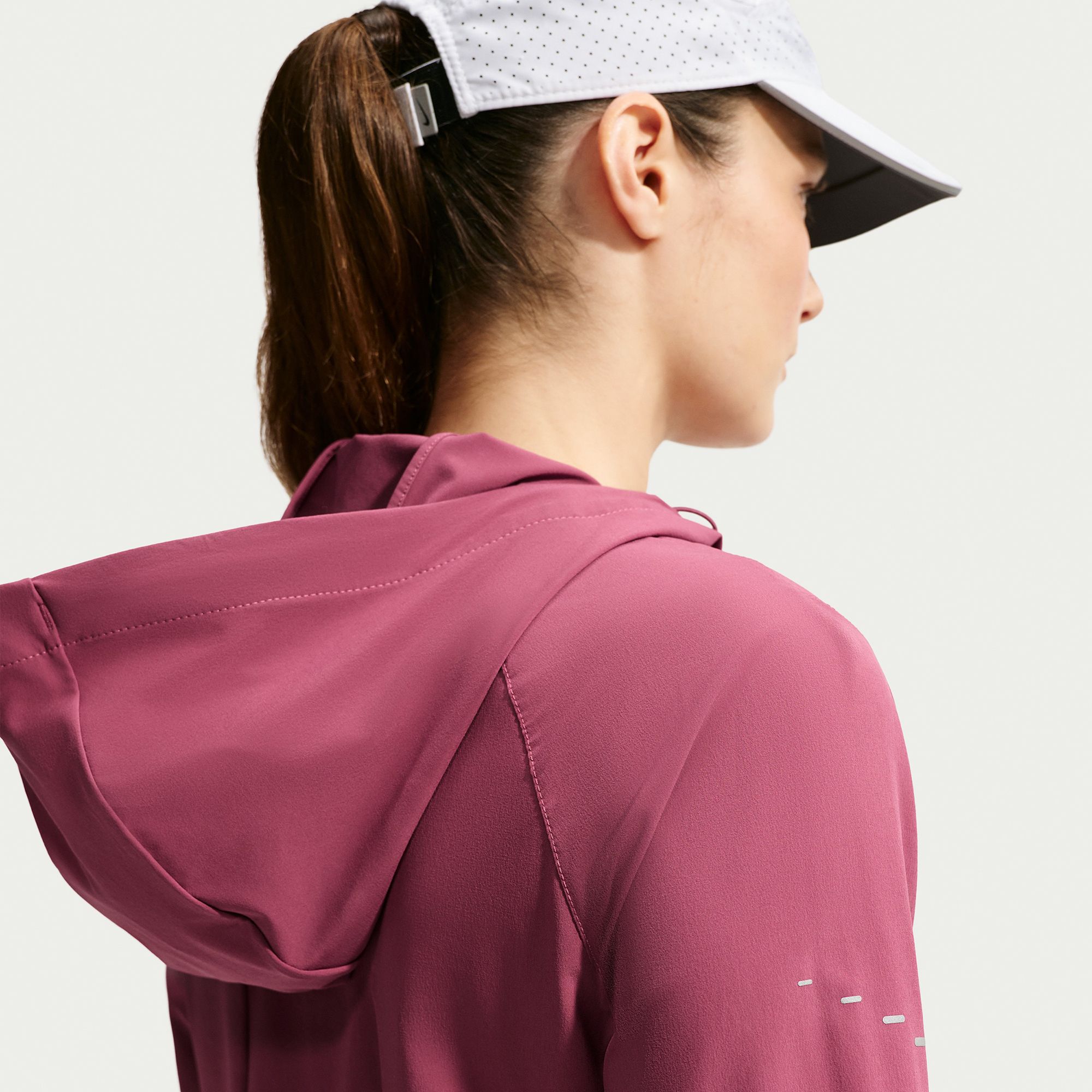 Nike Women's Swift Repel Packable Running Jacket product image