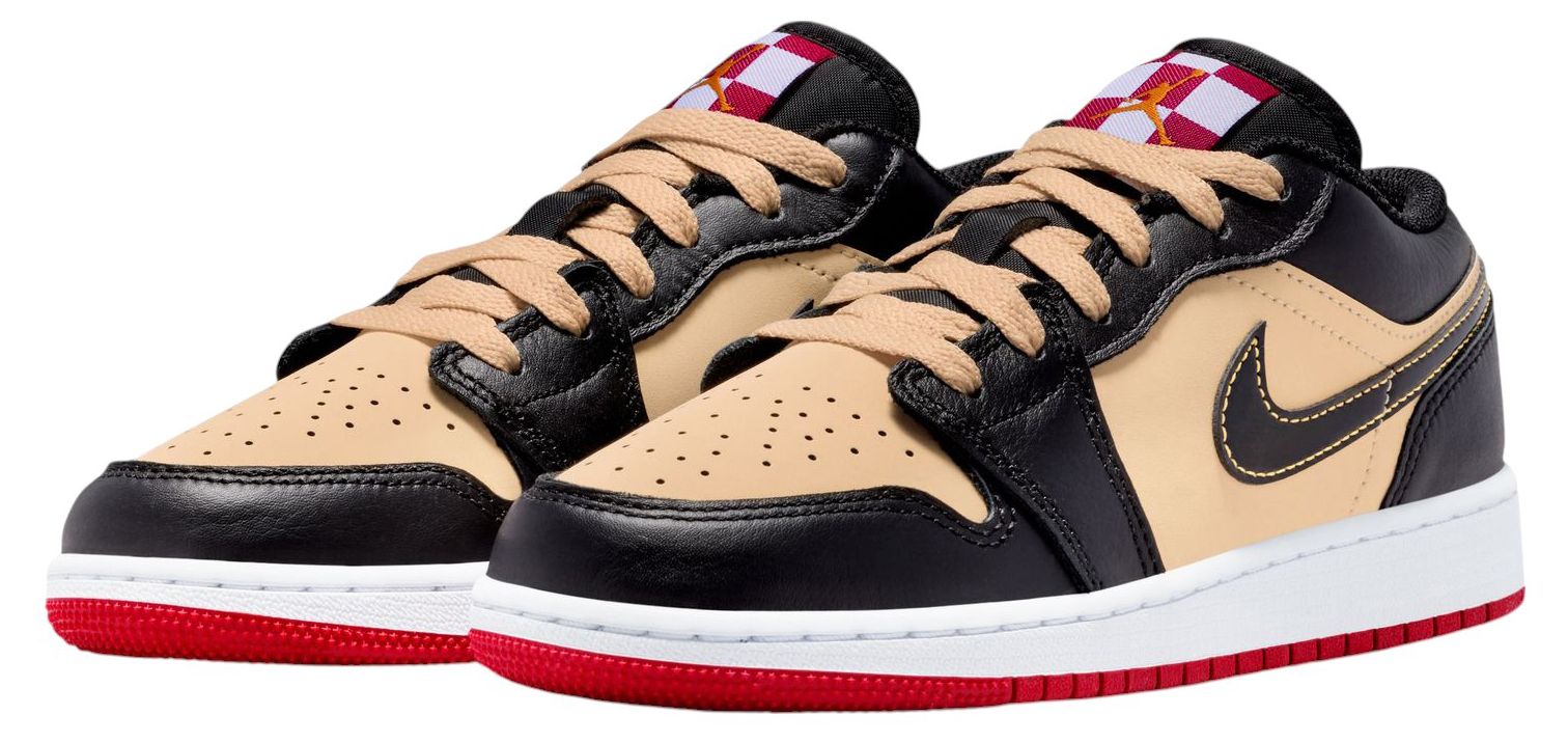 Jordan Kids' Grade School Air Jordan 1 Low Basketball Shoes product image