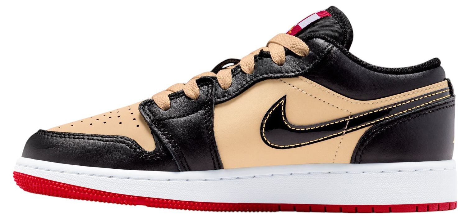 Jordan Kids' Grade School Air Jordan 1 Low Basketball Shoes product image