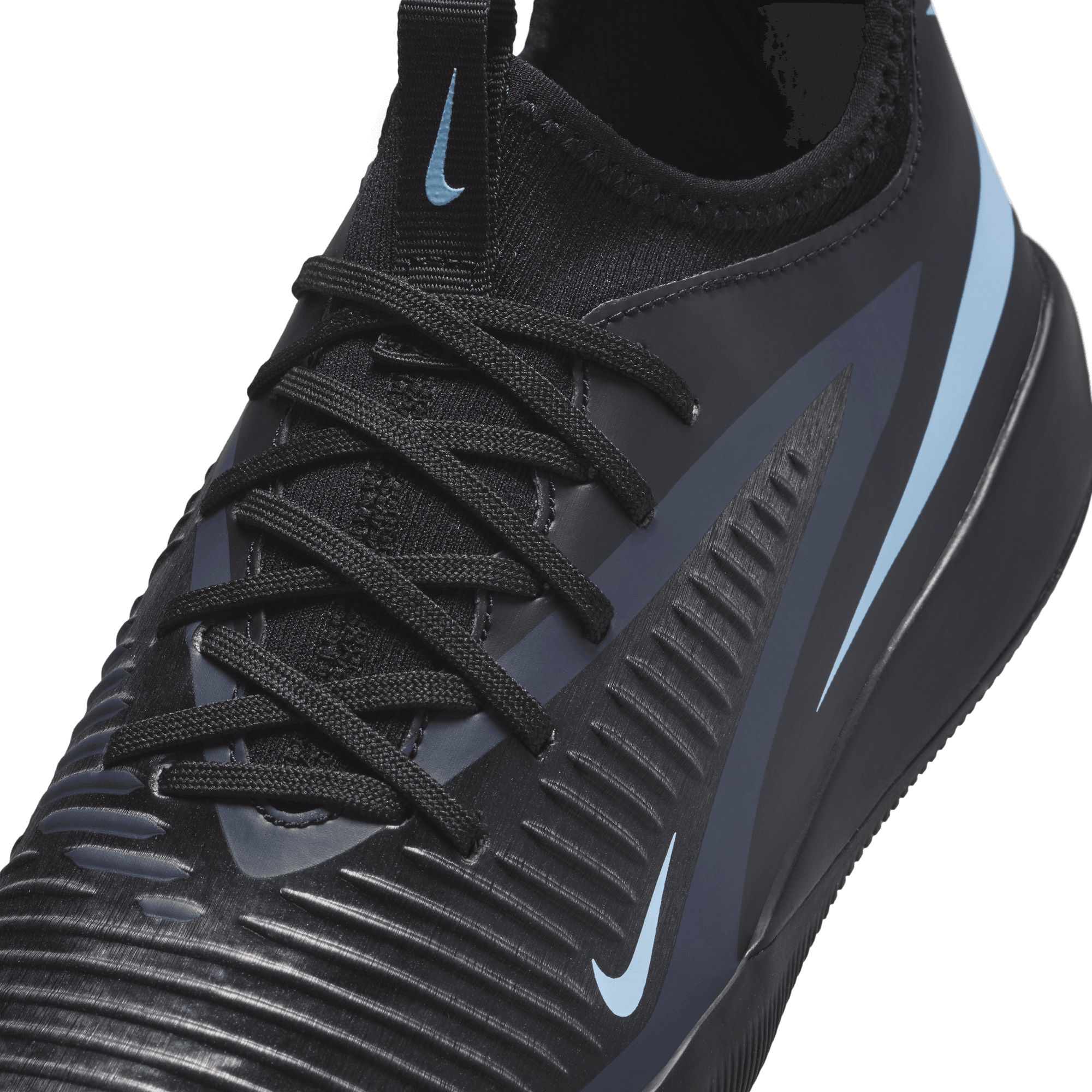 Nike Kids' Phantom 6 Academy Indoor Soccer Shoes product image