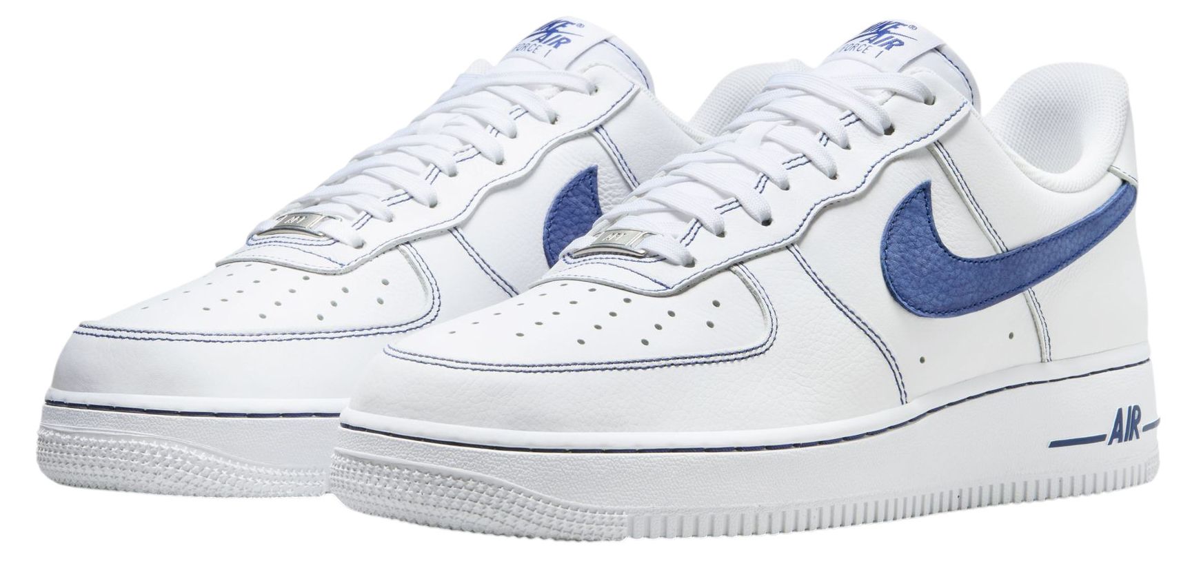 Nike Men's Air Force 1 '07 LV8 Shoes product image