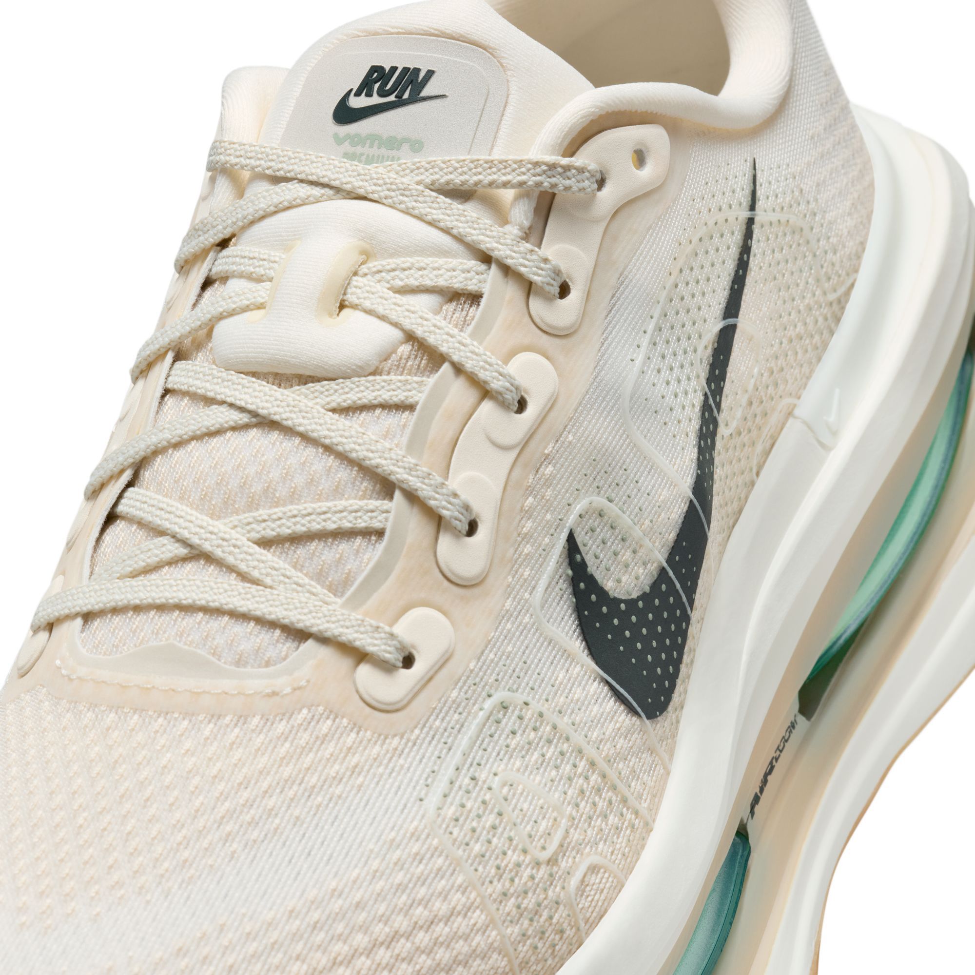 Nike Men's Vomero Premium Running Shoes product image