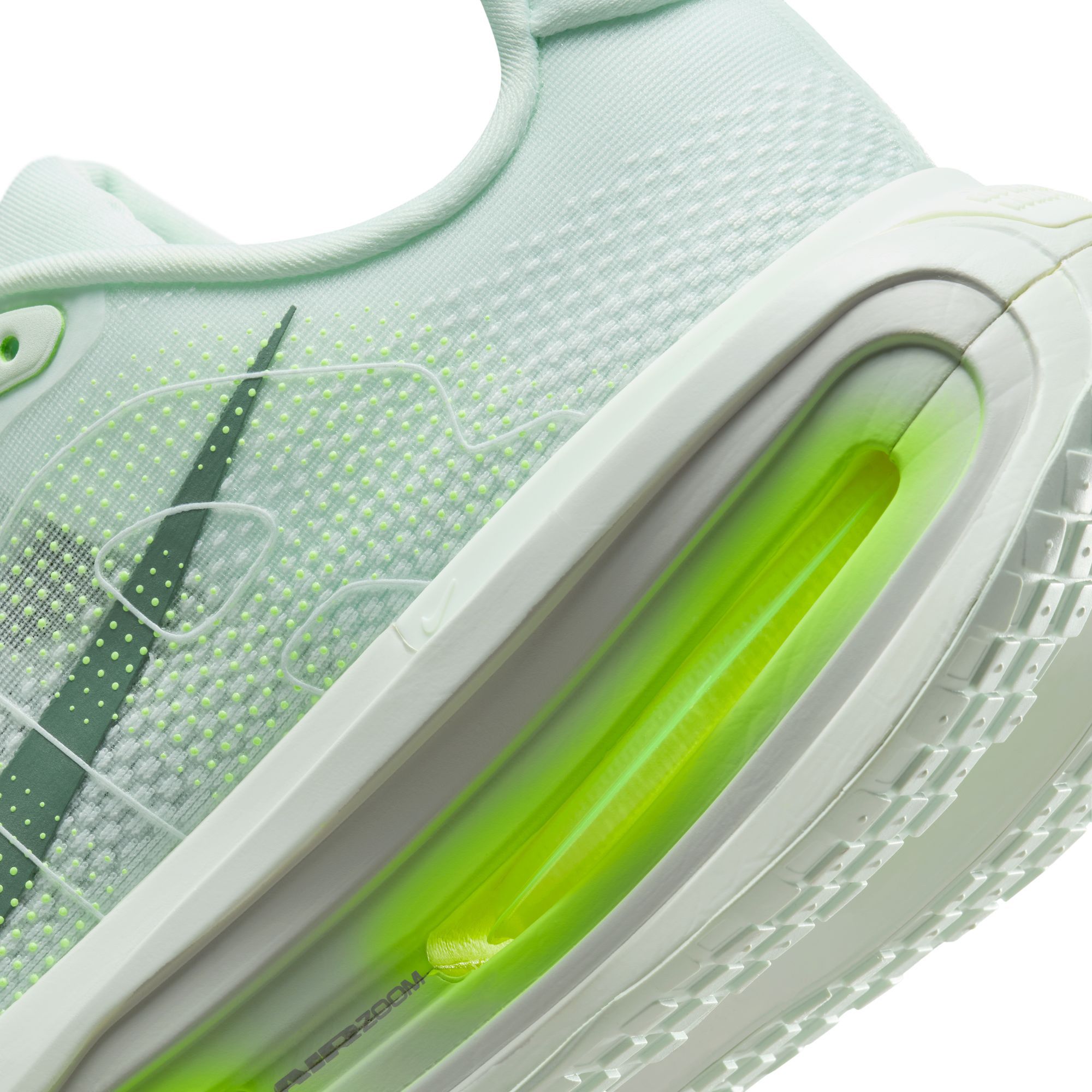 Nike Men's Vomero Premium Running Shoes product image