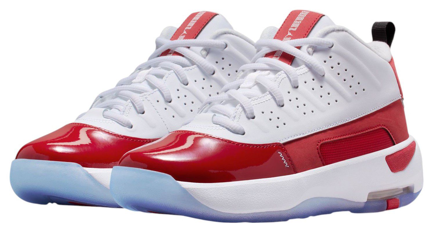 Jordan Kids' Grade School Max Aura 7 Shoes product image