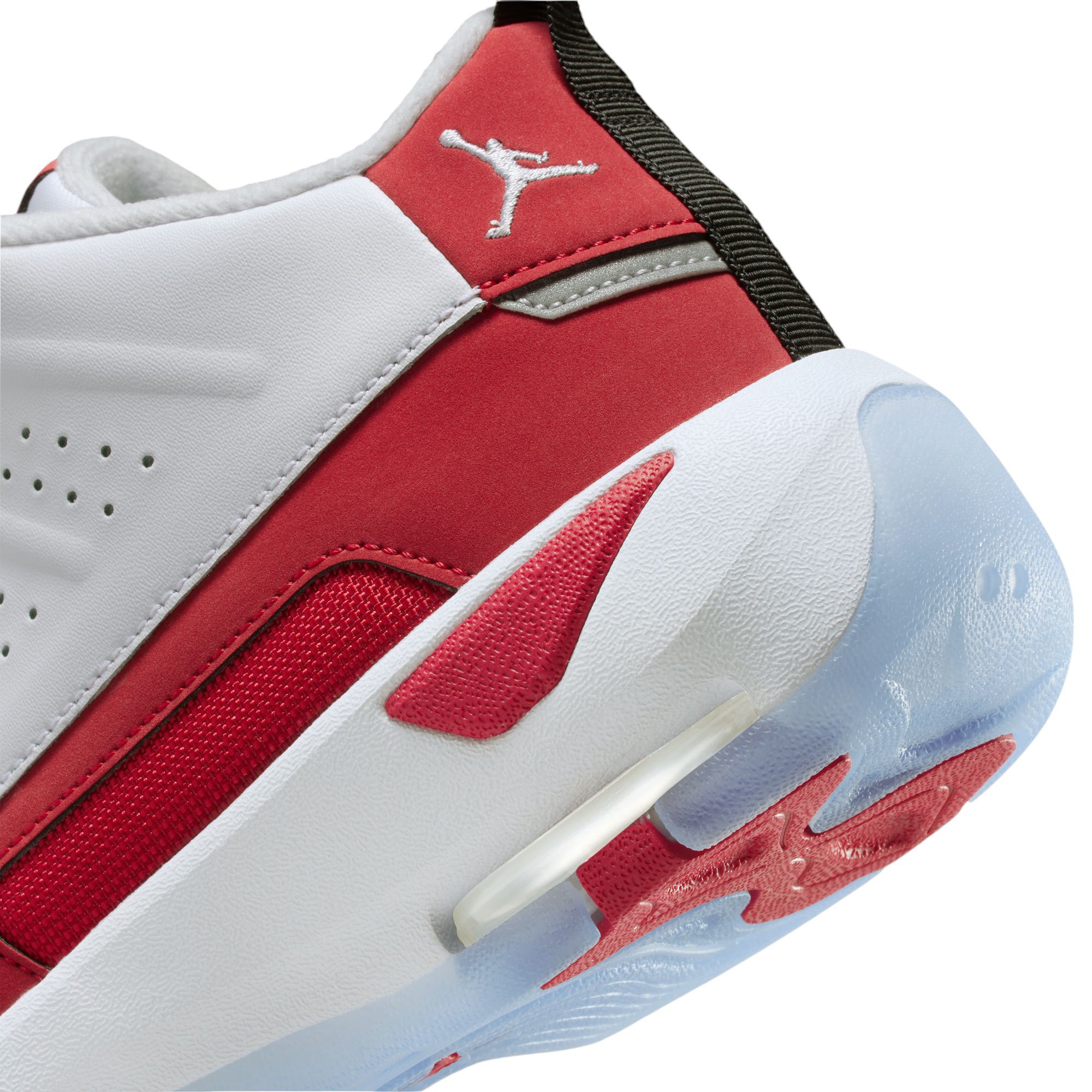 Jordan Kids' Grade School Max Aura 7 Shoes product image