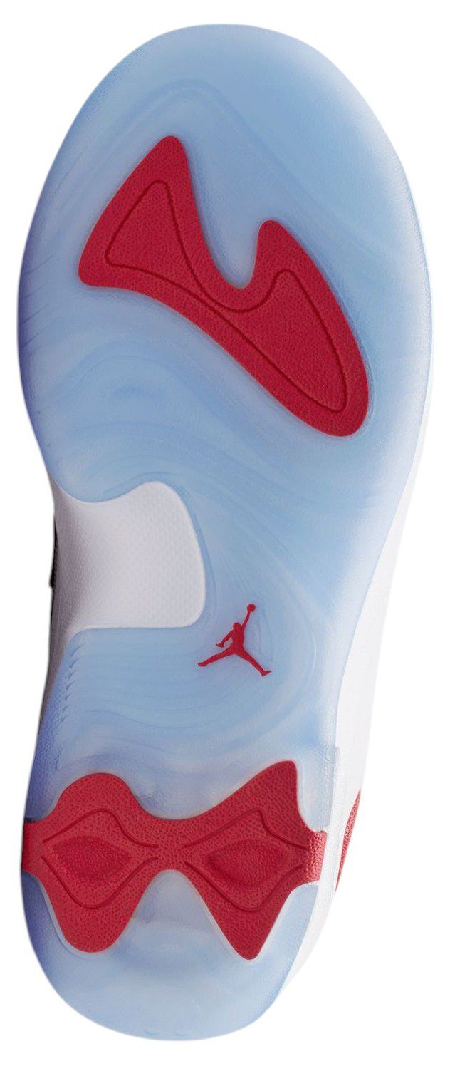 Jordan Kids' Grade School Max Aura 7 Shoes product image