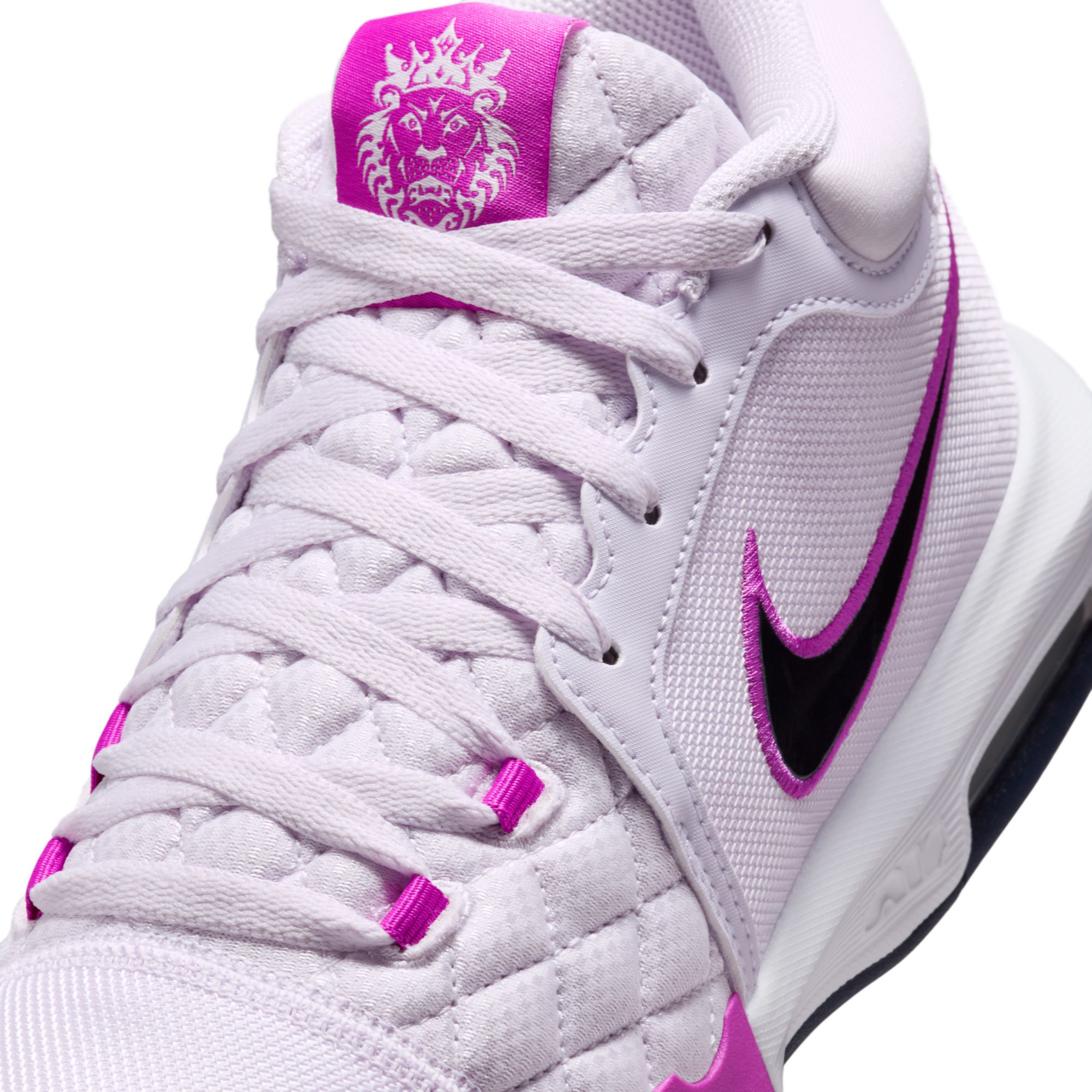 Nike LeBron Witness 8 Basketball Shoes product image