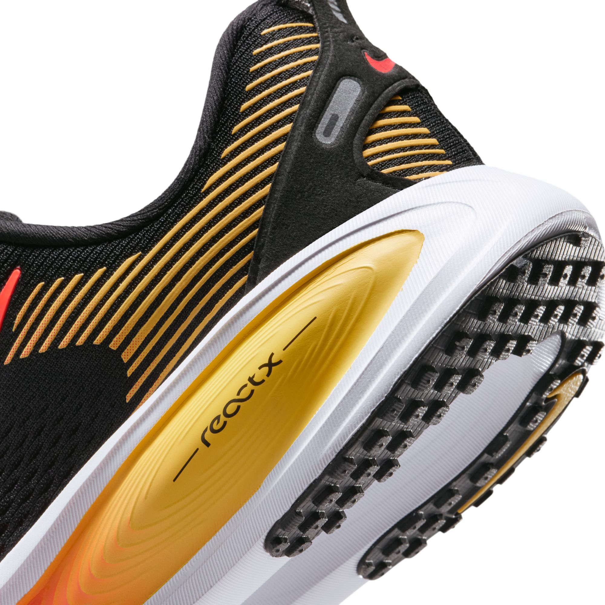 Nike Kids' Grade School Vomero 18 Running Shoes product image